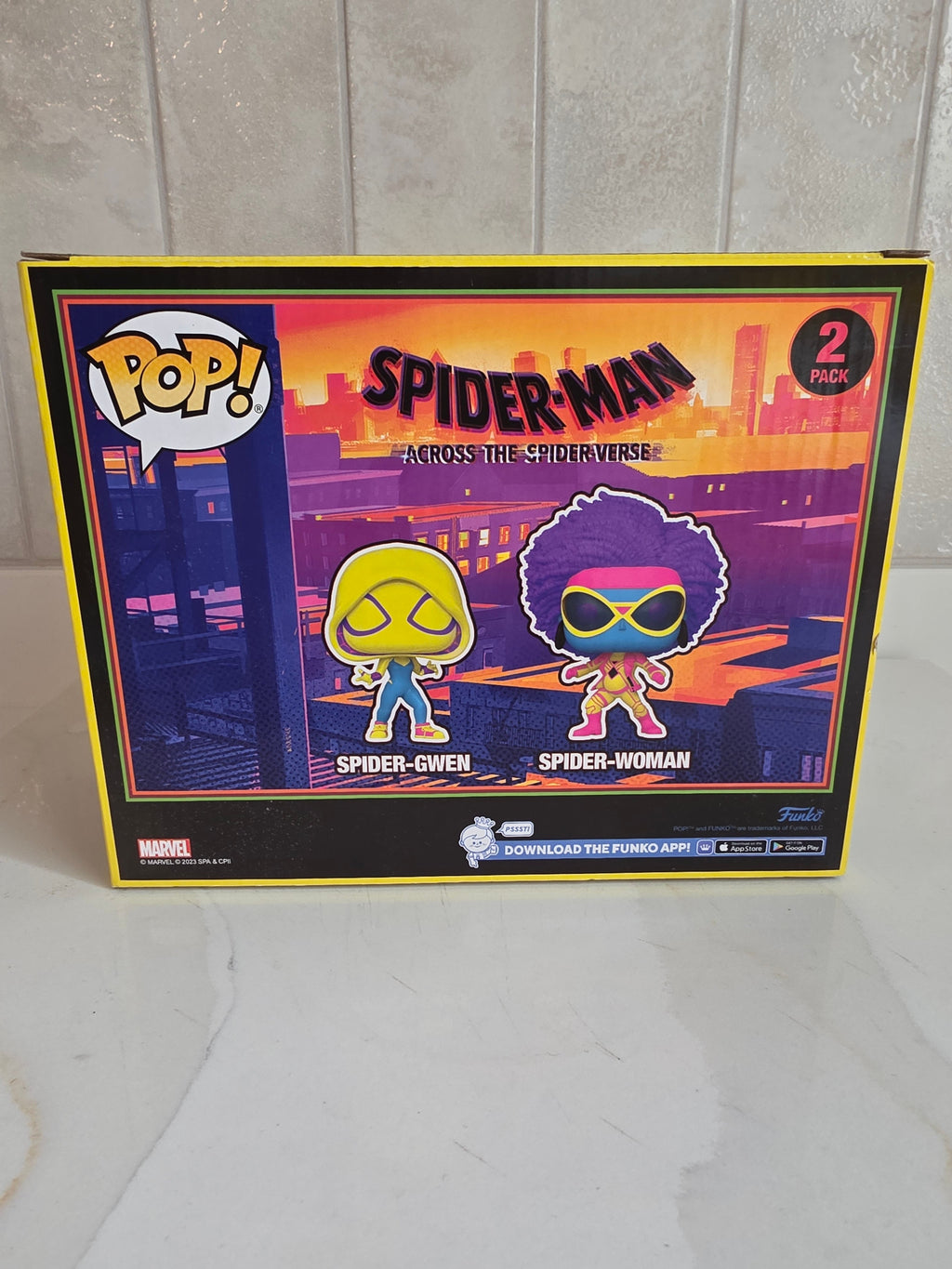 Funko Pop! 2 Pack Spider-Gwen and Spider-Woman (blacklight) (pre-owned) - Frog Vault Collectables