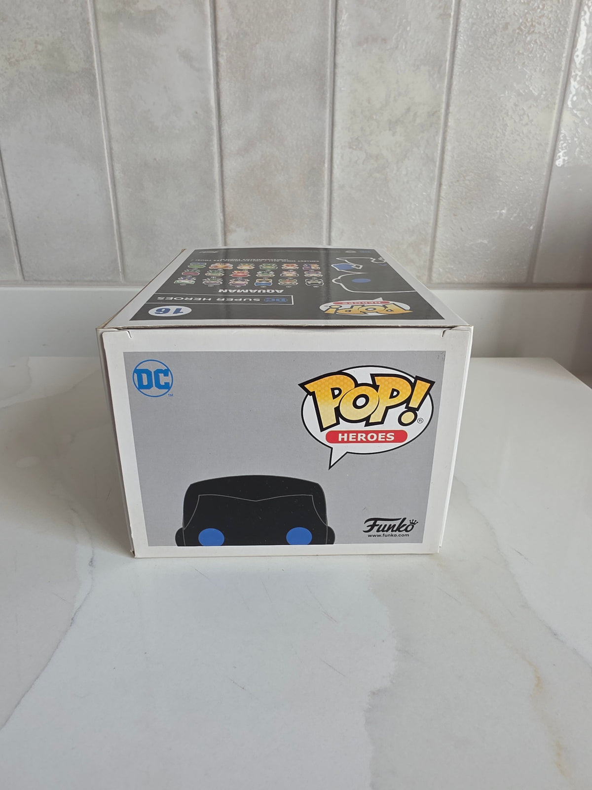 Funko Pop! Aquaman 16 (glow in the dark) (pre-owned) - Frog Vault Collectables