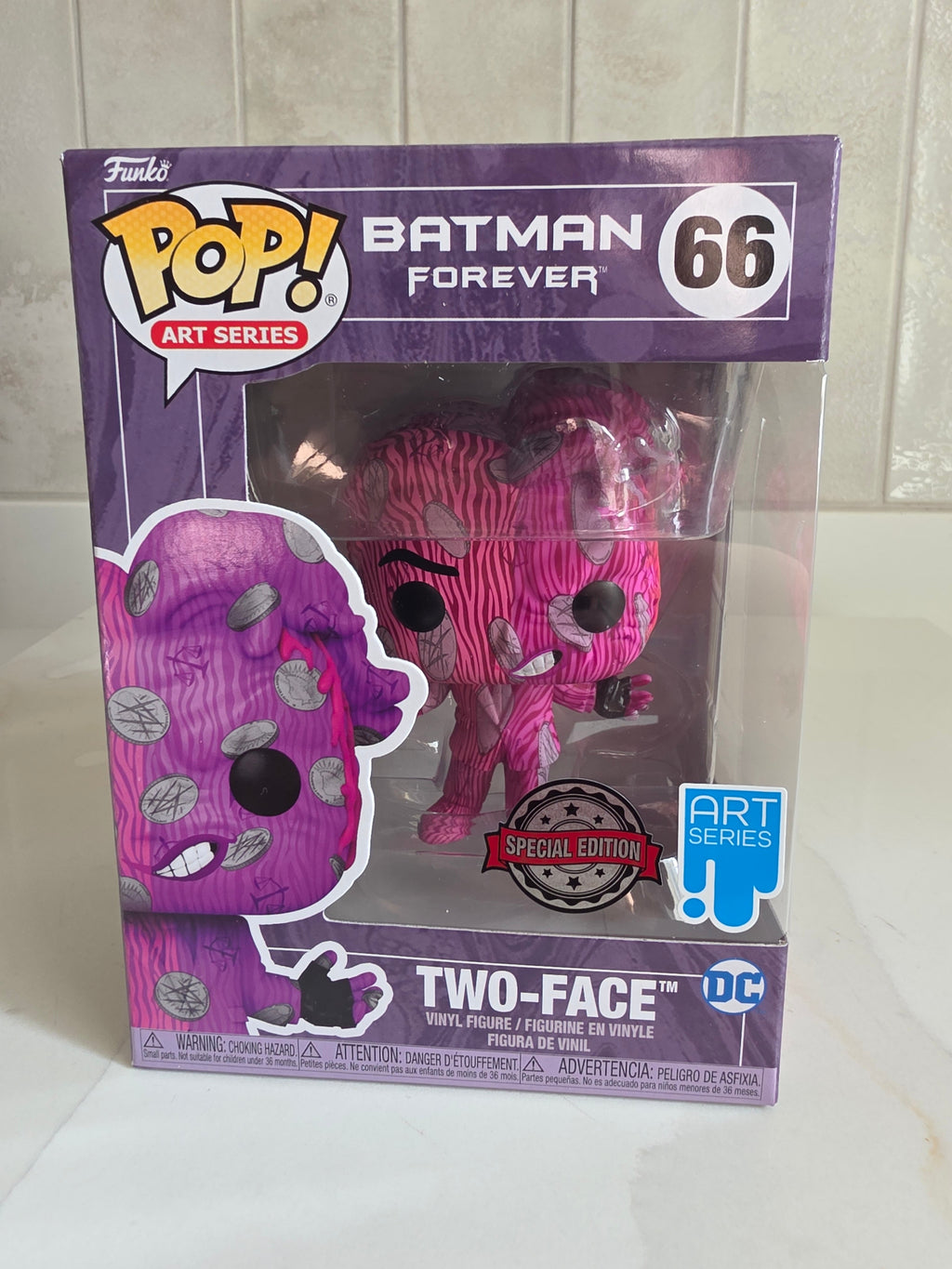 Funko Pop! Art Series Batman Forever Two-face 66 (pre-owned) - Frog Vault Collectables