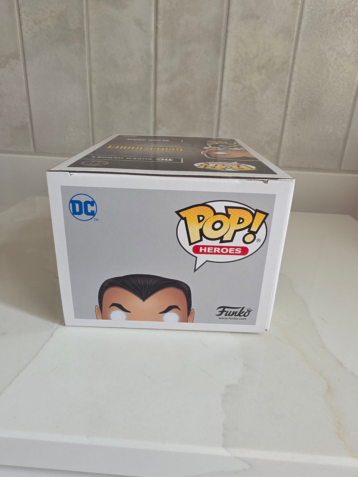 Funko Pop! Black Adam 348 (pre-owned) - Frog Vault Collectables