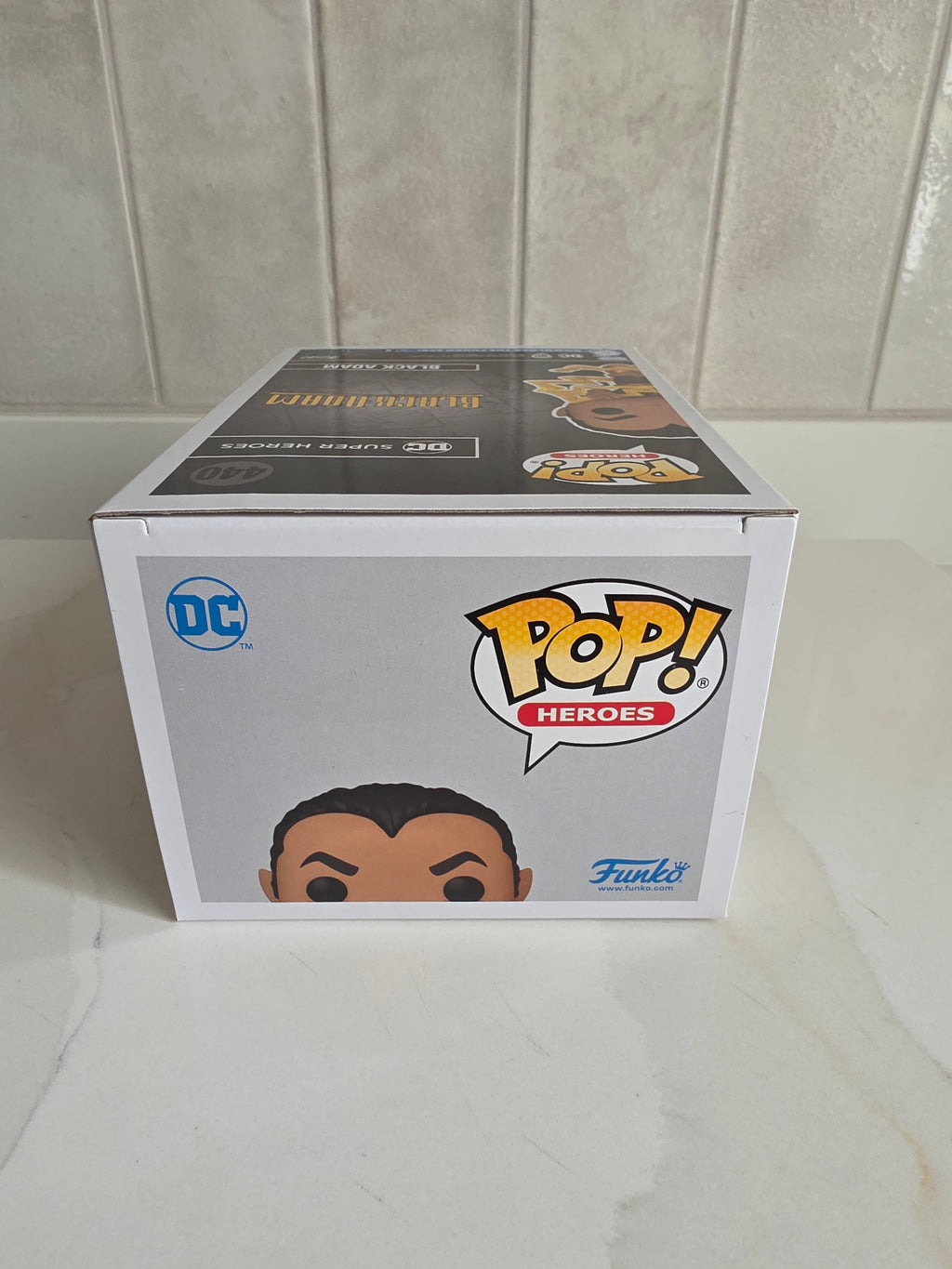 Funko Pop! Black Adam 440 (pre-owned) - Frog Vault Collectables