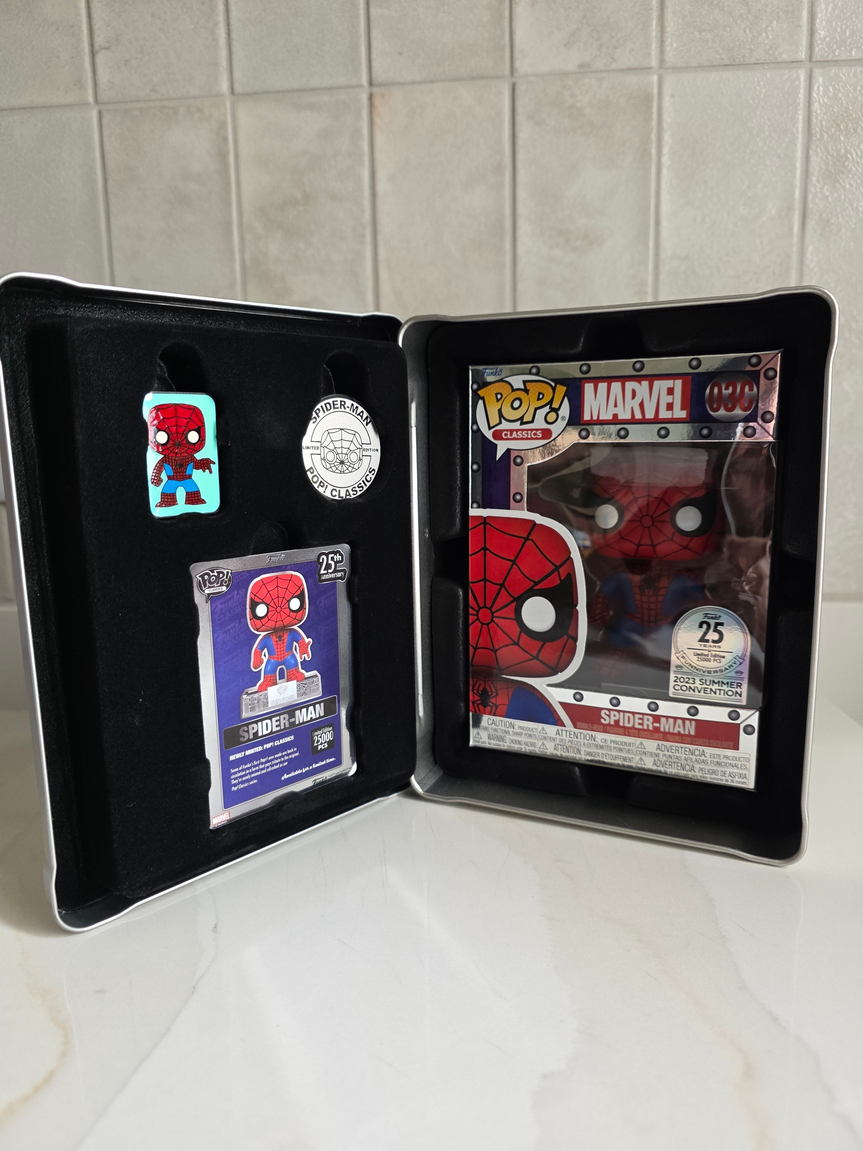 Funko Pop! Classics Spider-man limited to 25000 pieces - Frog Vault Collectables
