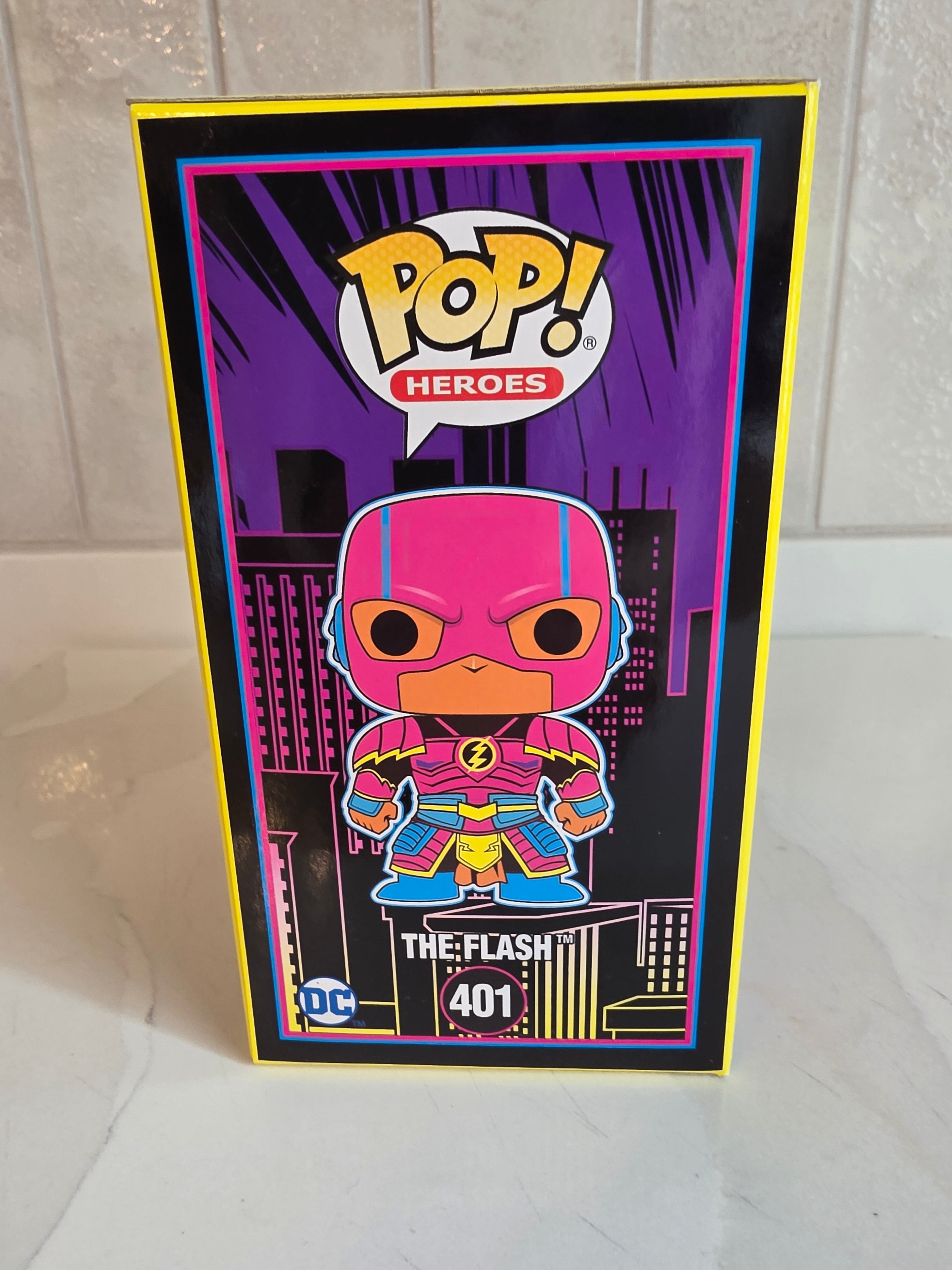 Funko Pop! DC Flash 401 (blacklight) (pre-owned) - Frog Vault Collectables