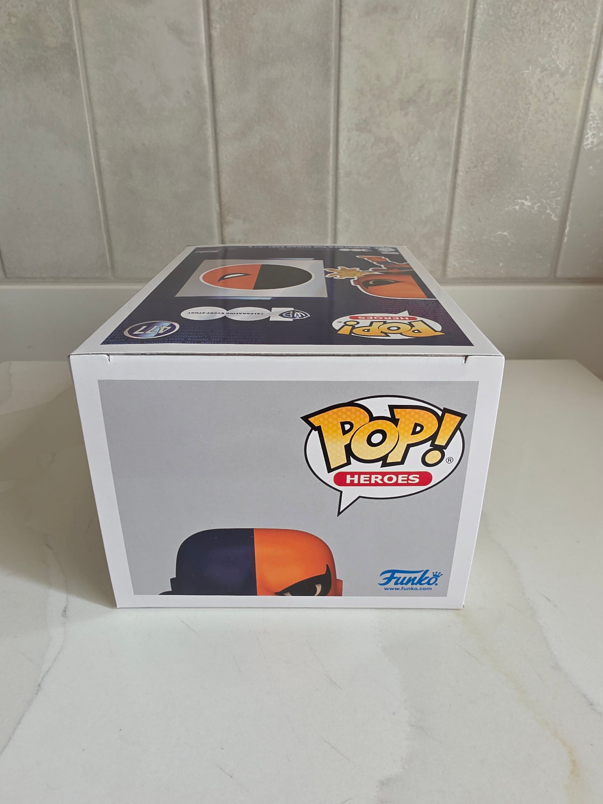 Funko Pop! Deathstroke 477 (pre-owned) - Frog Vault Collectables