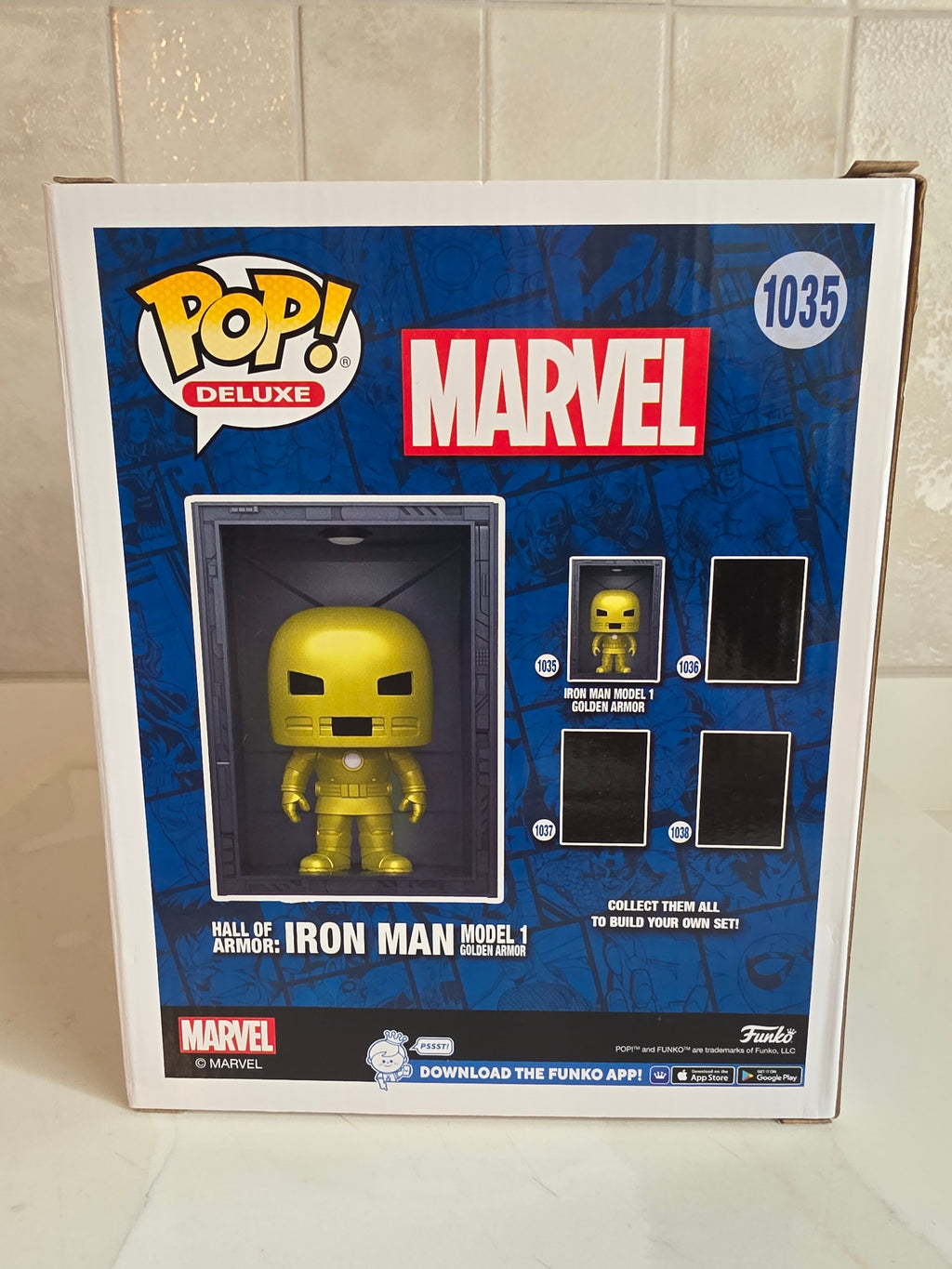 Funko Pop! Deluxe Hall of Armor: Iron Man Model 1 Golden Armor 1035 (pre-owned) - Frog Vault Collectables