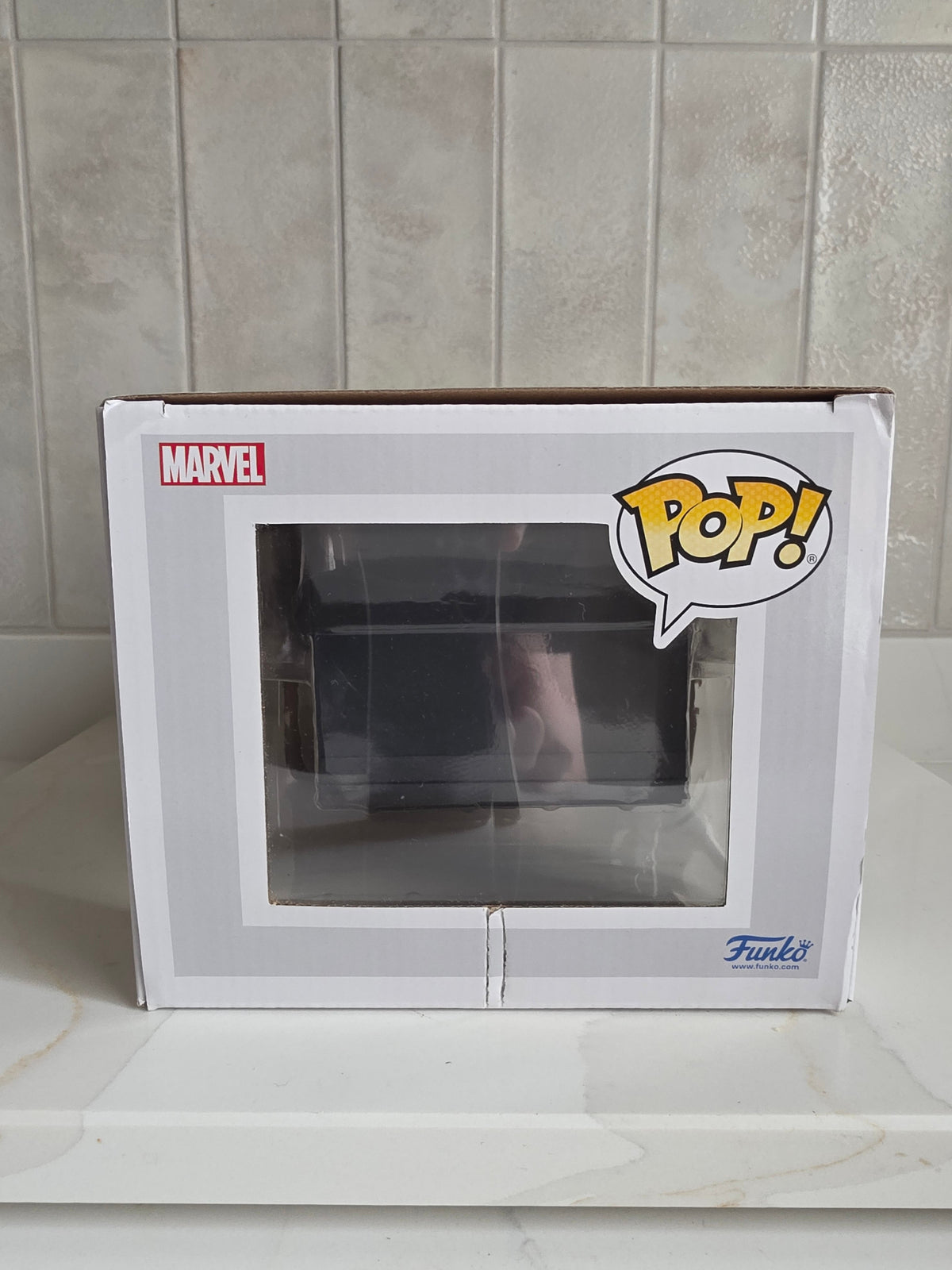 Funko Pop! Deluxe Hall of Armor: Iron man model 11 war machine 1037 (pre-owned) - Frog Vault Collectables