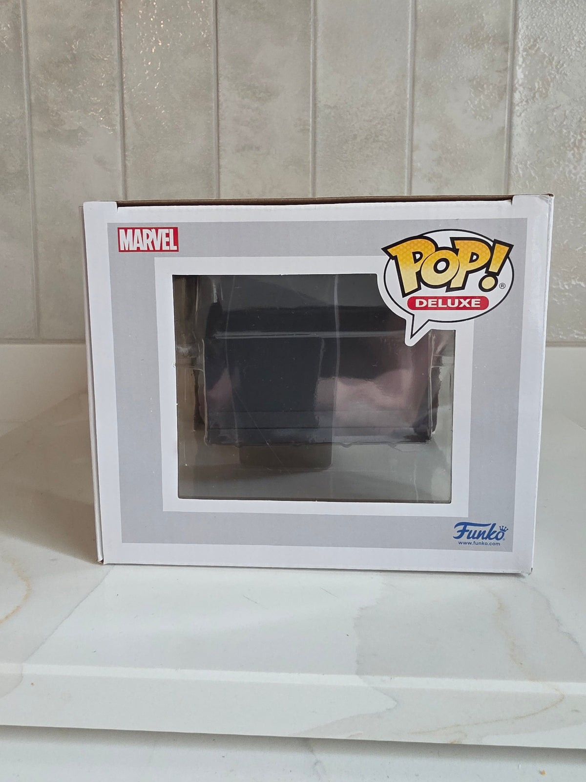 Funko Pop! Deluxe Hall of Armor: Iron Man Model 4 1036 (pre-owned) - Frog Vault Collectables