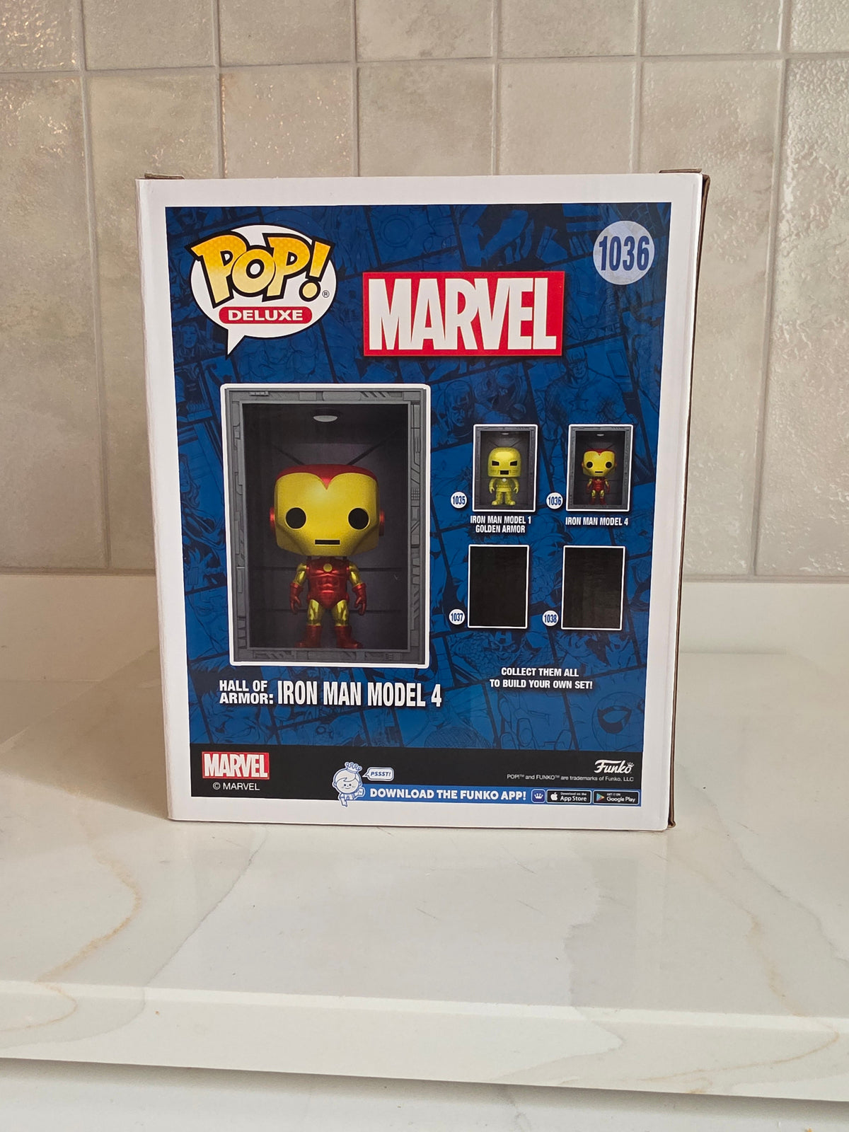 Funko Pop! Deluxe Hall of Armor: Iron Man Model 4 1036 (pre-owned) - Frog Vault Collectables