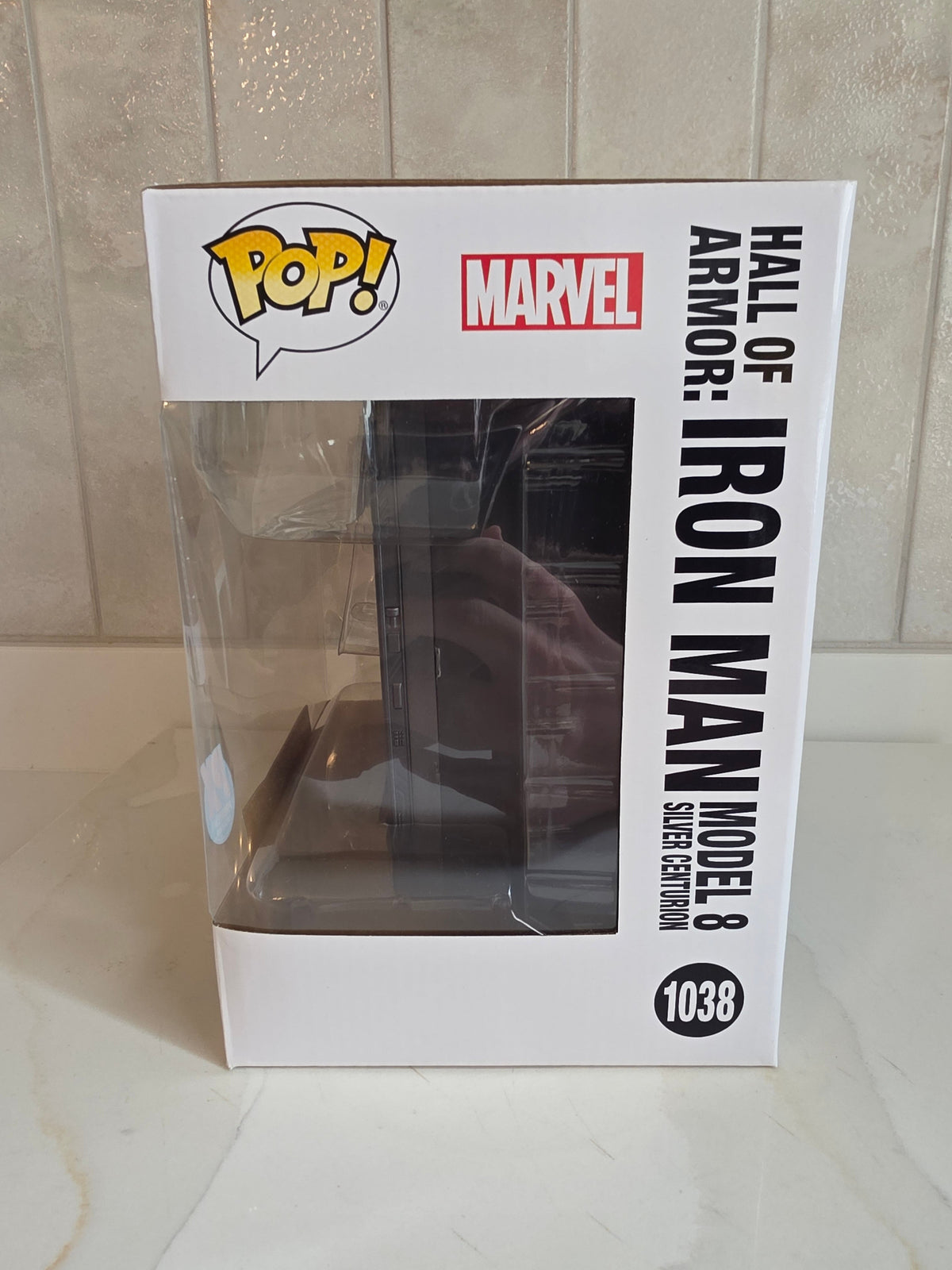 Funko Pop! Deluxe Hall of Armor: Iron Man Model 8 Silver Centurion 1038 (pre-owned) (slight damage to box) - Frog Vault Collectables