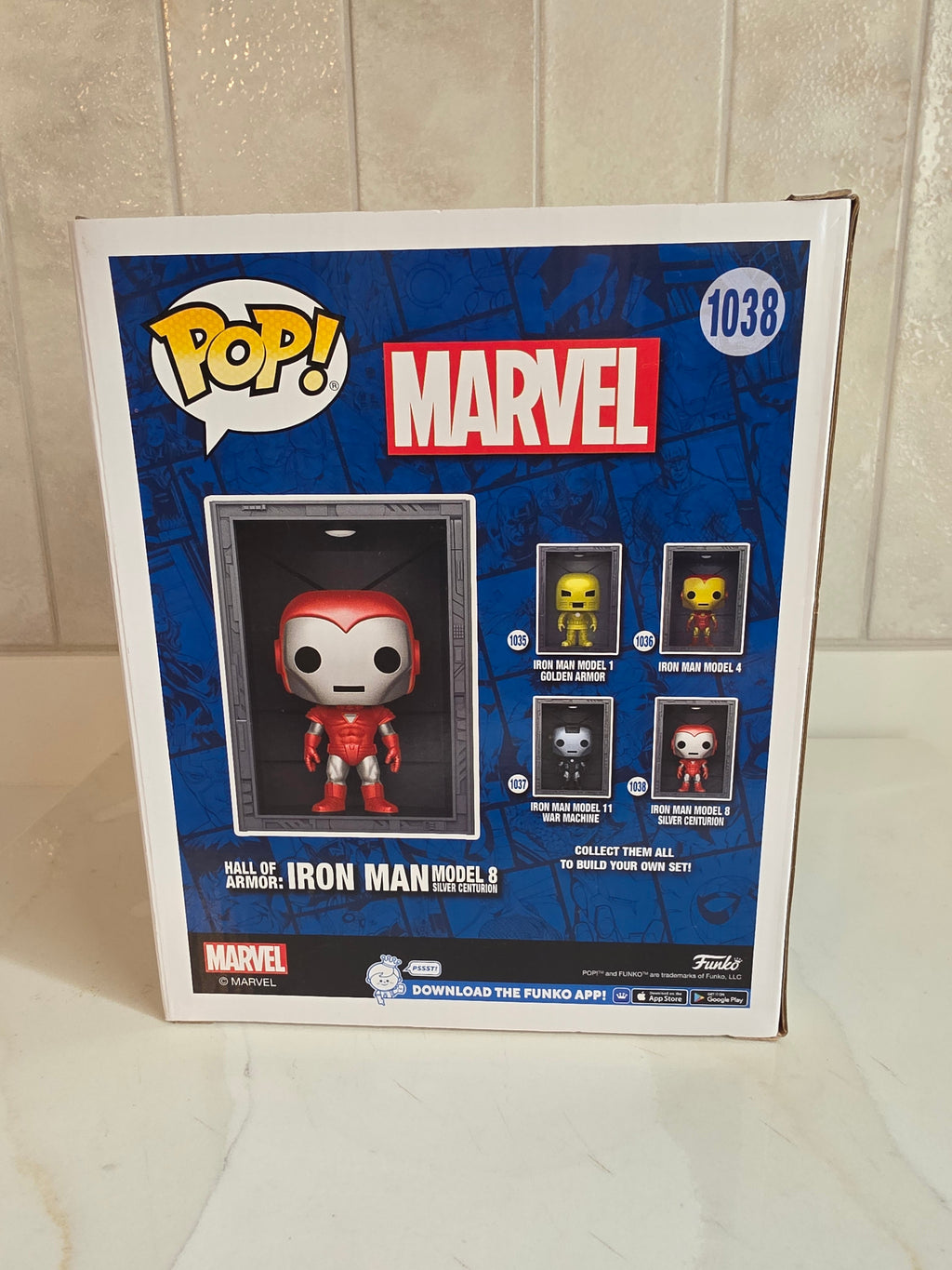 Funko Pop! Deluxe Hall of Armor: Iron Man Model 8 Silver Centurion 1038 (pre-owned) (slight damage to box) - Frog Vault Collectables