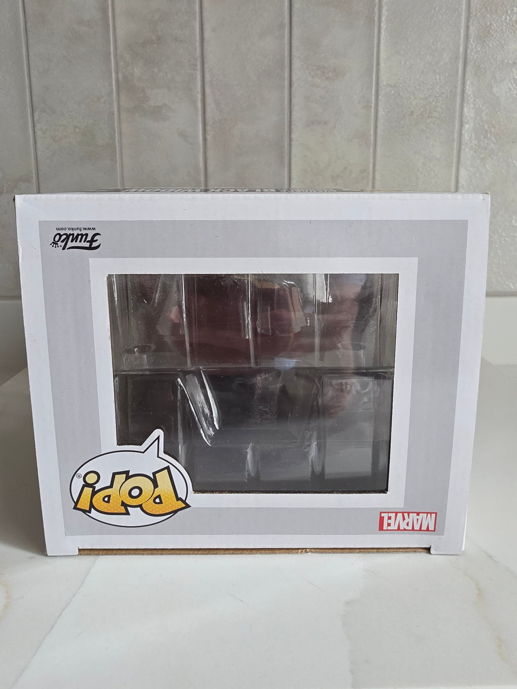 Funko Pop! Deluxe Marvel Avengers Assemble: Black Widow 588 (amazon exclusive) (pre-owned) - Frog Vault Collectables