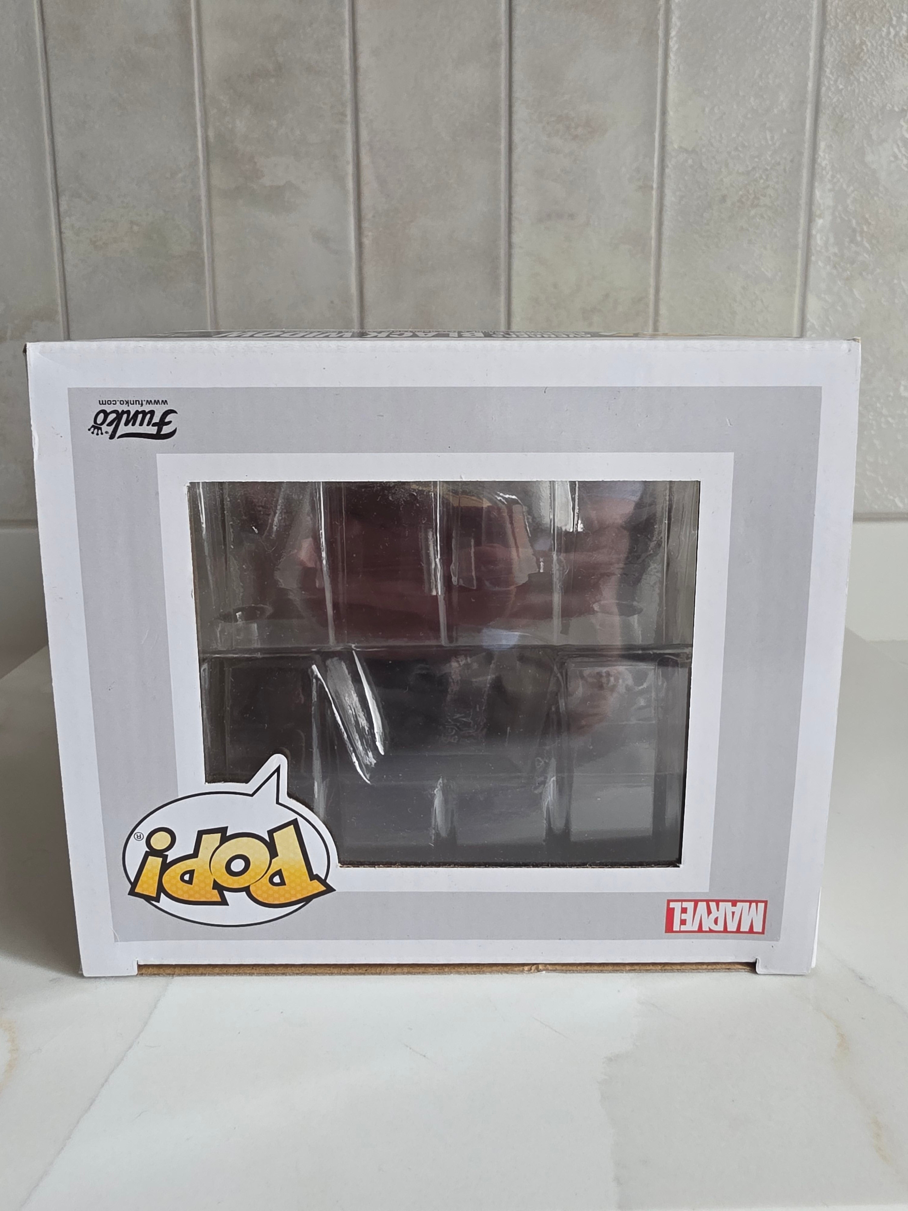 Funko Pop! Deluxe Marvel Avengers Assemble: Black Widow 588 (amazon exclusive) (pre-owned) - Frog Vault Collectables
