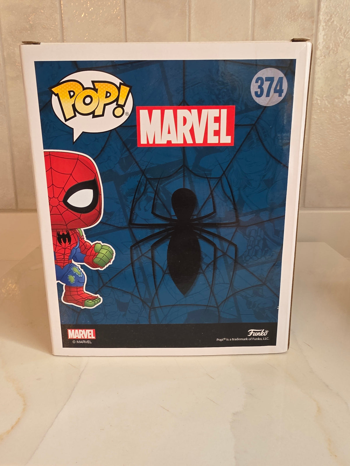 Funko Pop! Deluxe Spider-Hulk 374 (pre-owned) - Frog Vault Collectables