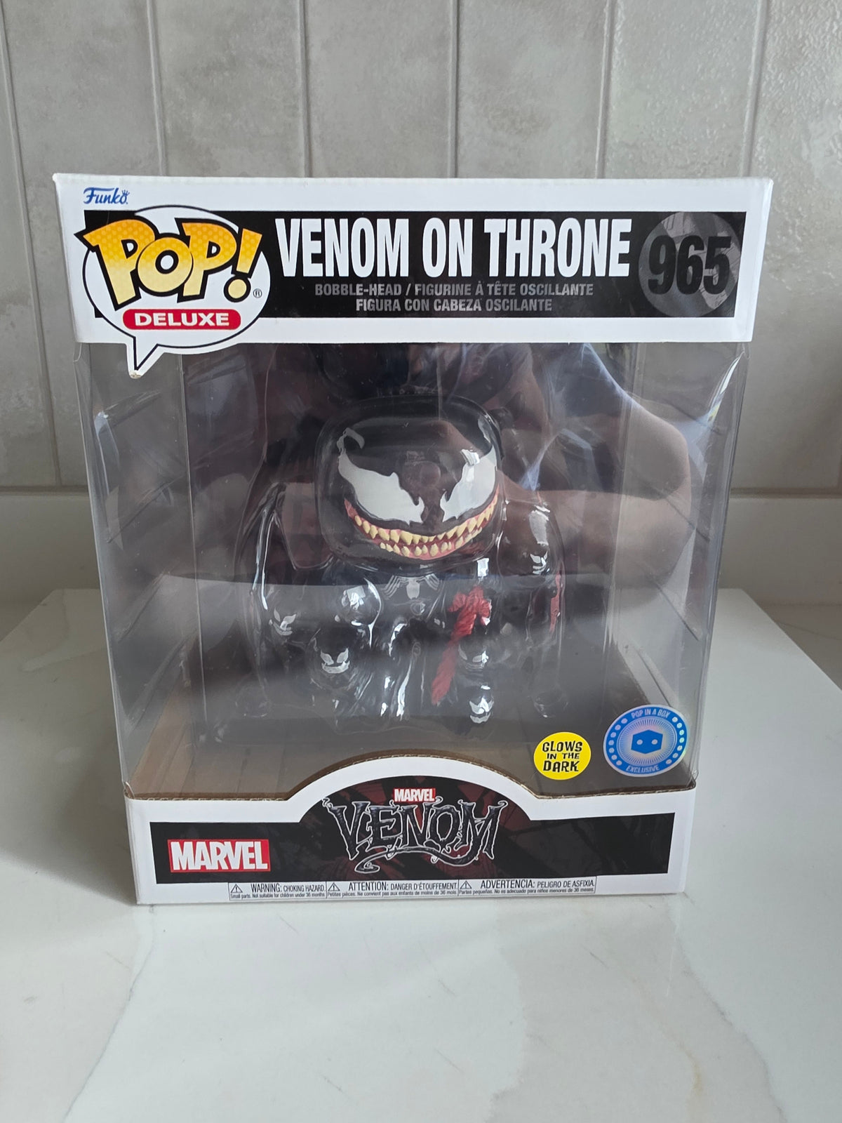 Funko Pop! Deluxe Venom on Throne 965 (pop in a box) (pre-owned) - Frog Vault Collectables