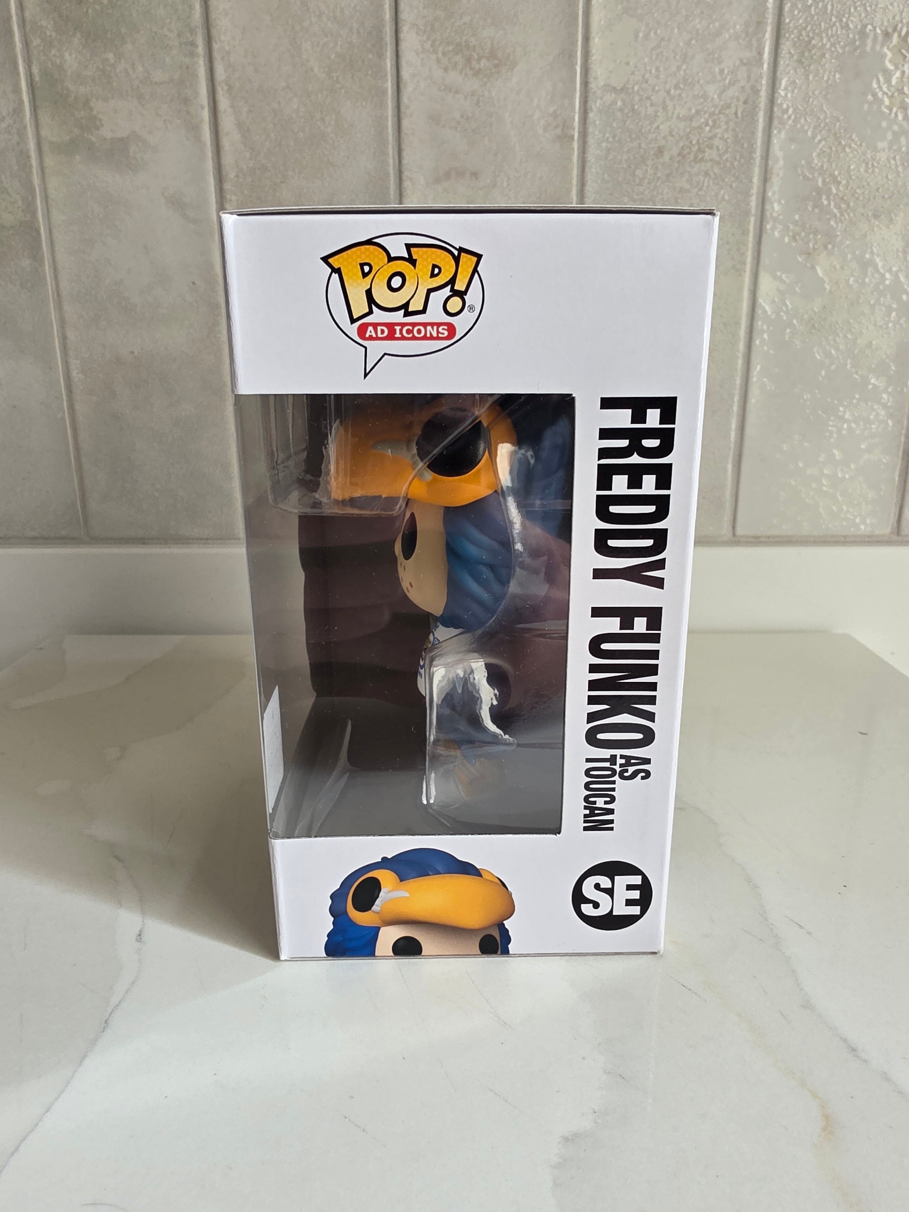 Funko Pop! Freddy Funko as Toucan SE 2023 (pre-owned) - Frog Vault Collectables