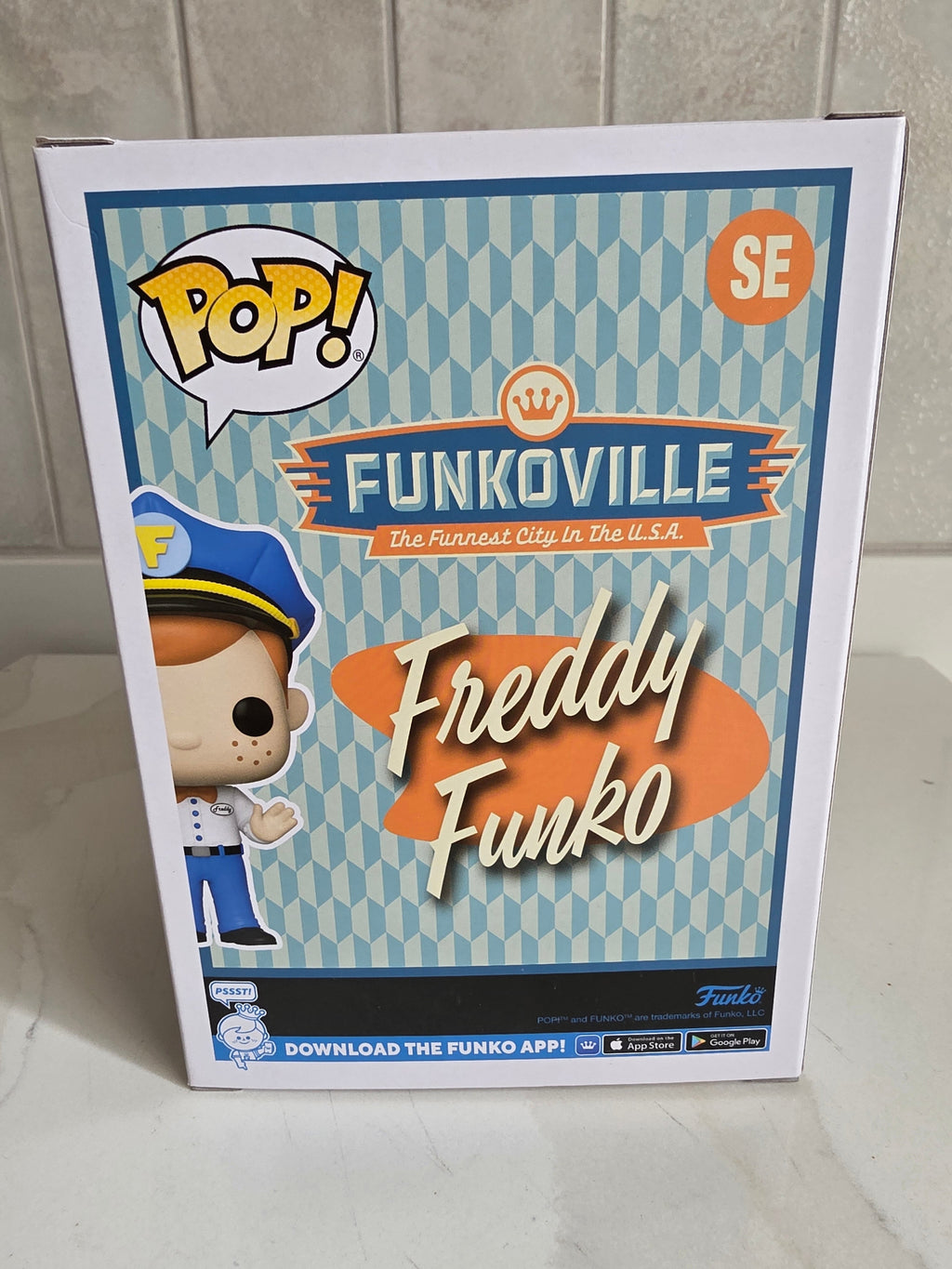 Funko Pop! Fun on the Run Freddy SE 2023 (pre-owned) - Frog Vault Collectables