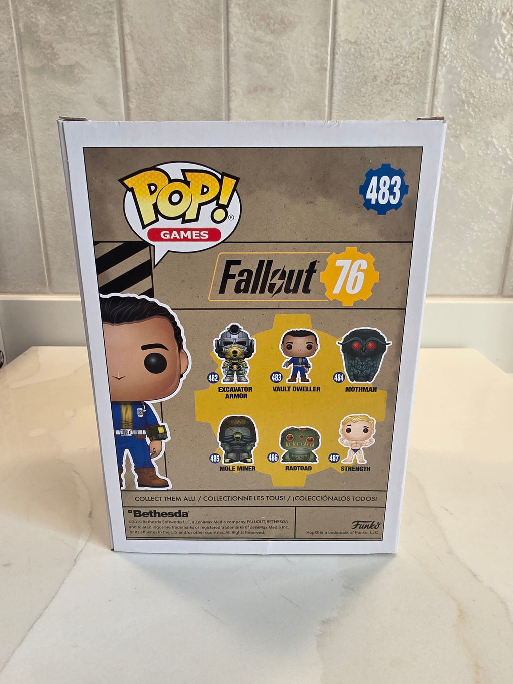 Funko Pop! Games Vault Dweller 483 (pre-owned) - Frog Vault Collectables