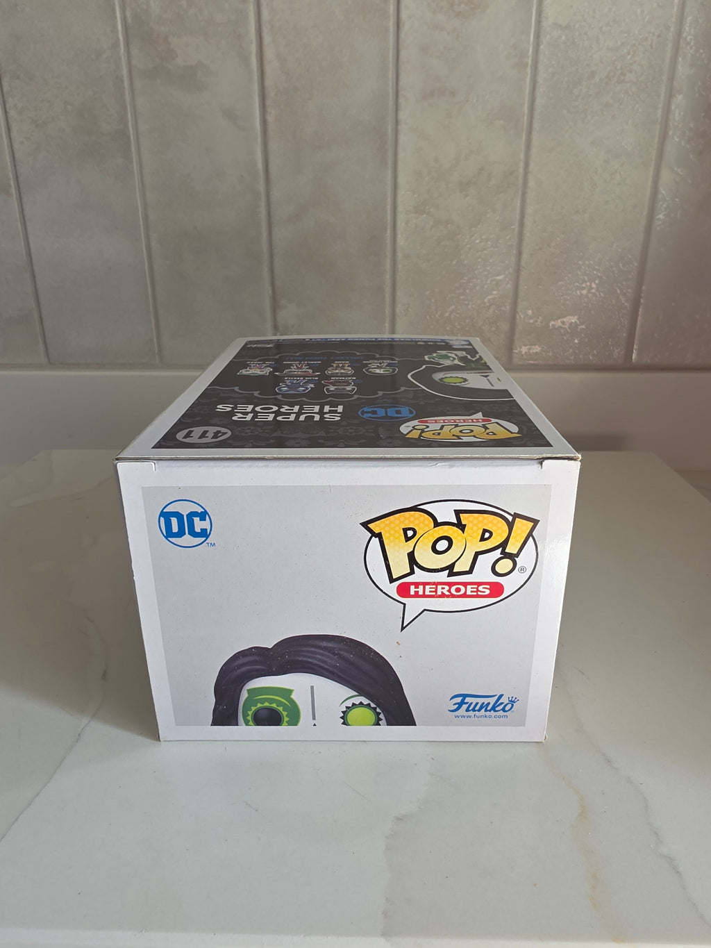 Funko Pop! Green Lantern (Jessica Cruz) 411 (pre-owned) - Frog Vault Collectables