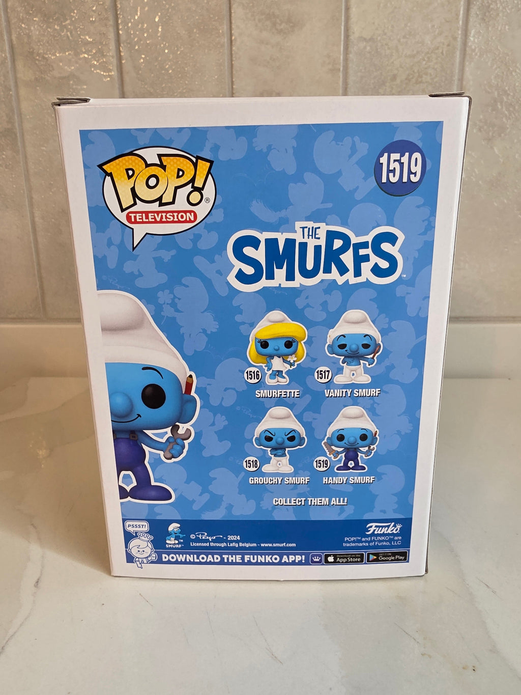 Funko Pop! Handy Smurf 1519 (pre-owned) - Frog Vault Collectables