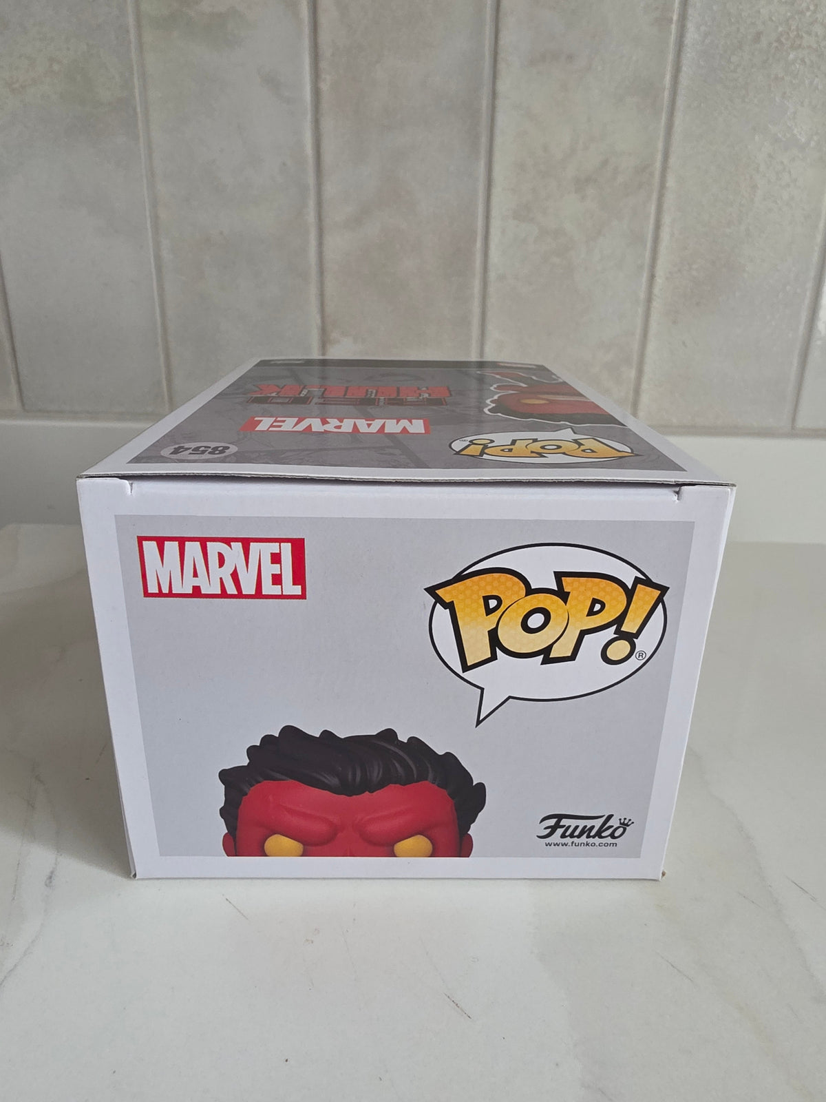 Funko Pop! Marvel Red Hulk 854 (pre-owned) - Frog Vault Collectables