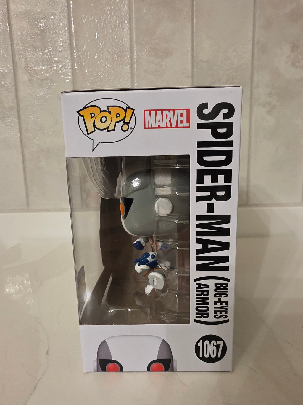 Funko Pop! Marvel Spider-man (bug-eyes armor) 1067 (pre-owned) - Frog Vault Collectables