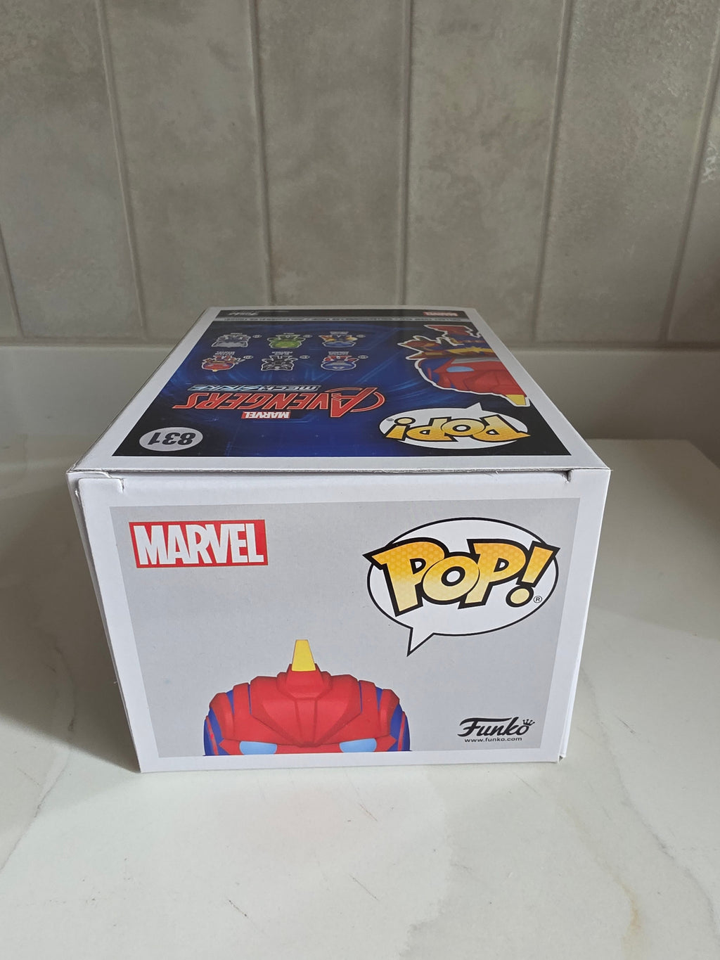 Funko Pop! Mechstrike Captain Marvel 831 (pre-owned) - Frog Vault Collectables