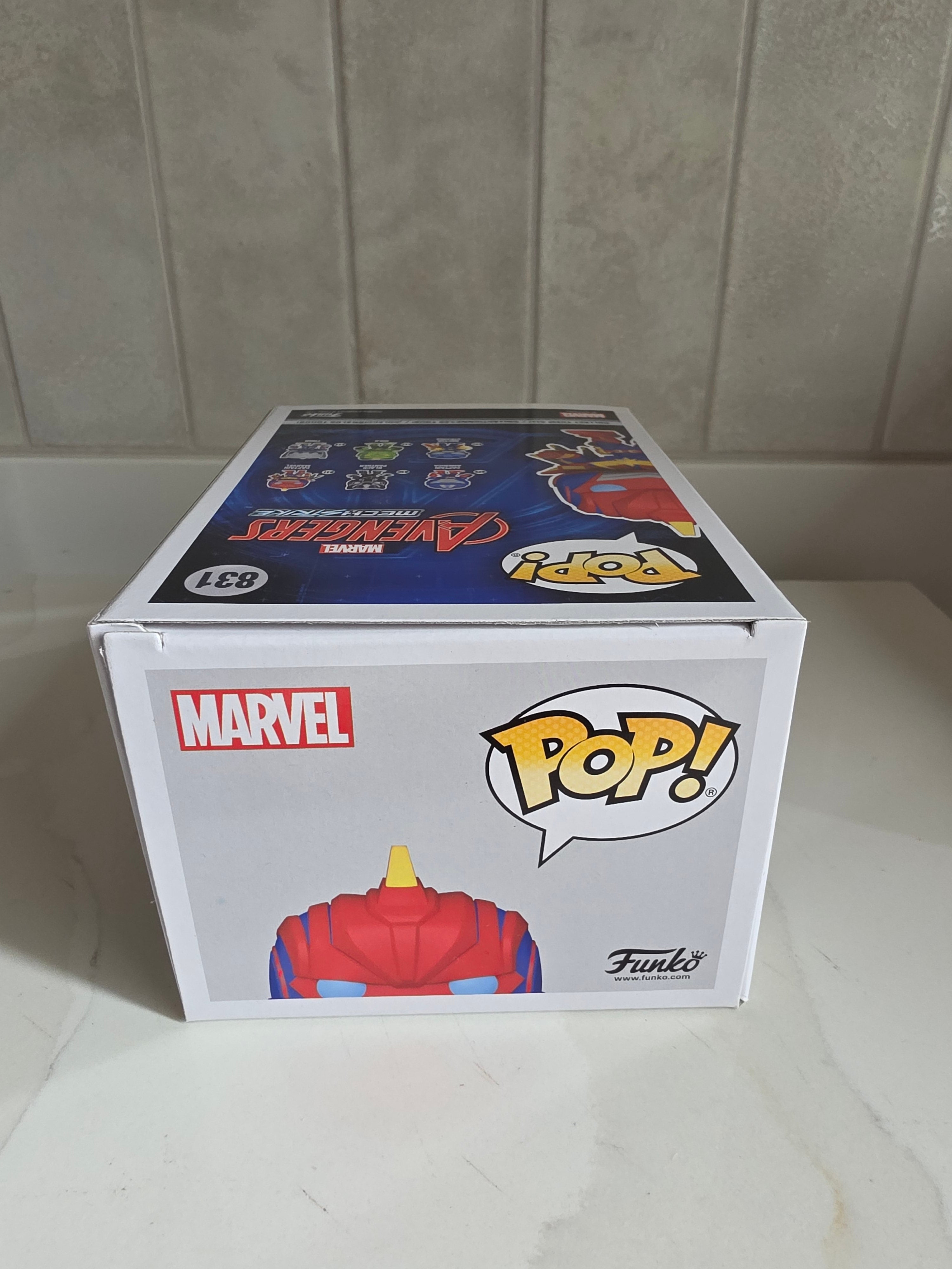 Funko Pop! Mechstrike Captain Marvel 831 (pre-owned) - Frog Vault Collectables