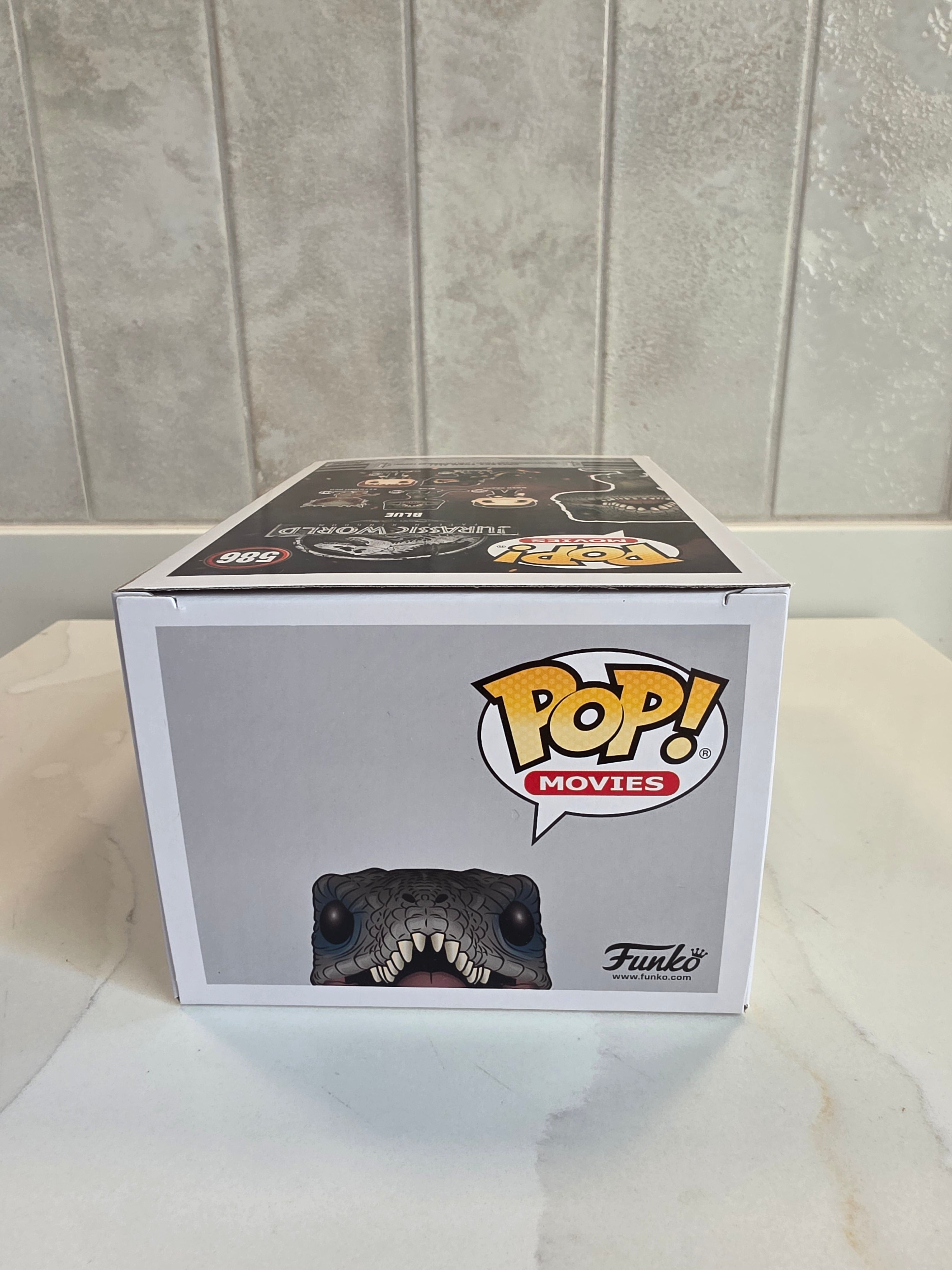 Funko Pop! Movies Blue 586 (pre-owned) - Frog Vault Collectables