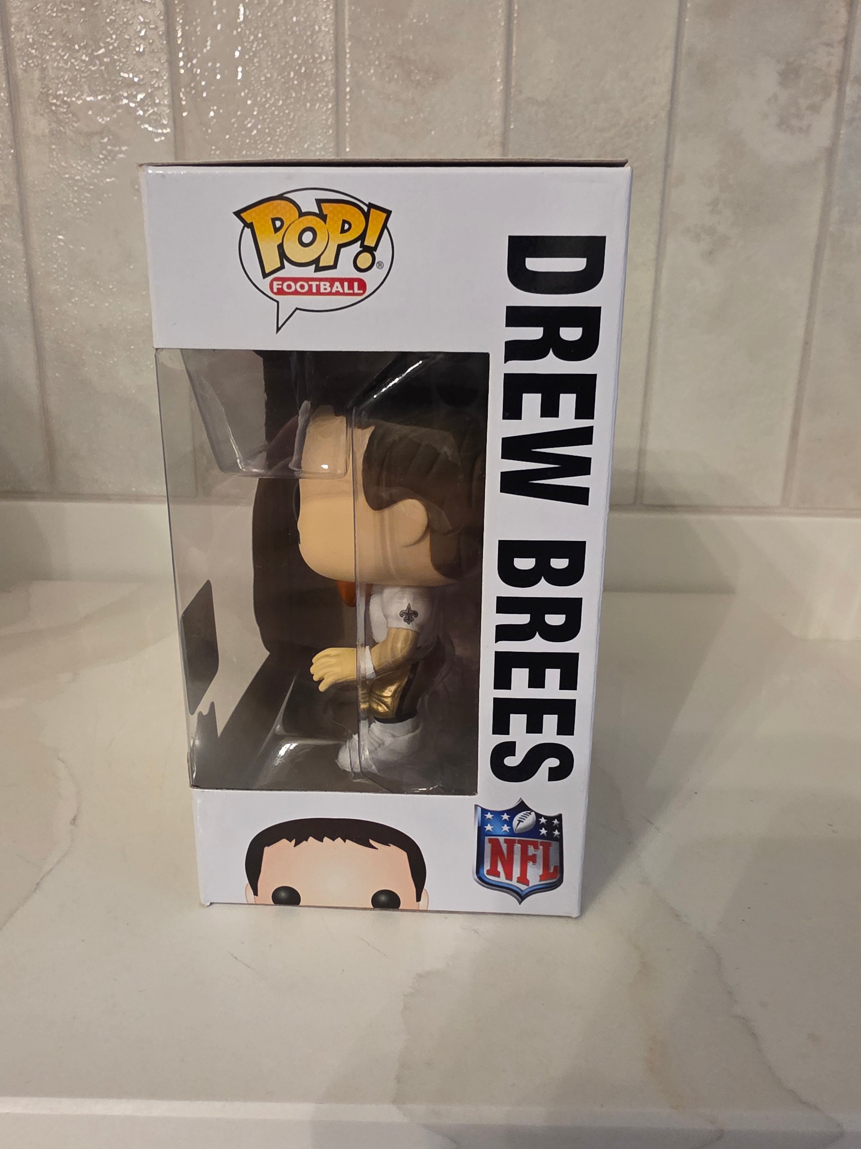 Funko Pop! NFL Saints Drew Brees 11 (white shirt) (pre-owned) - Frog Vault Collectables