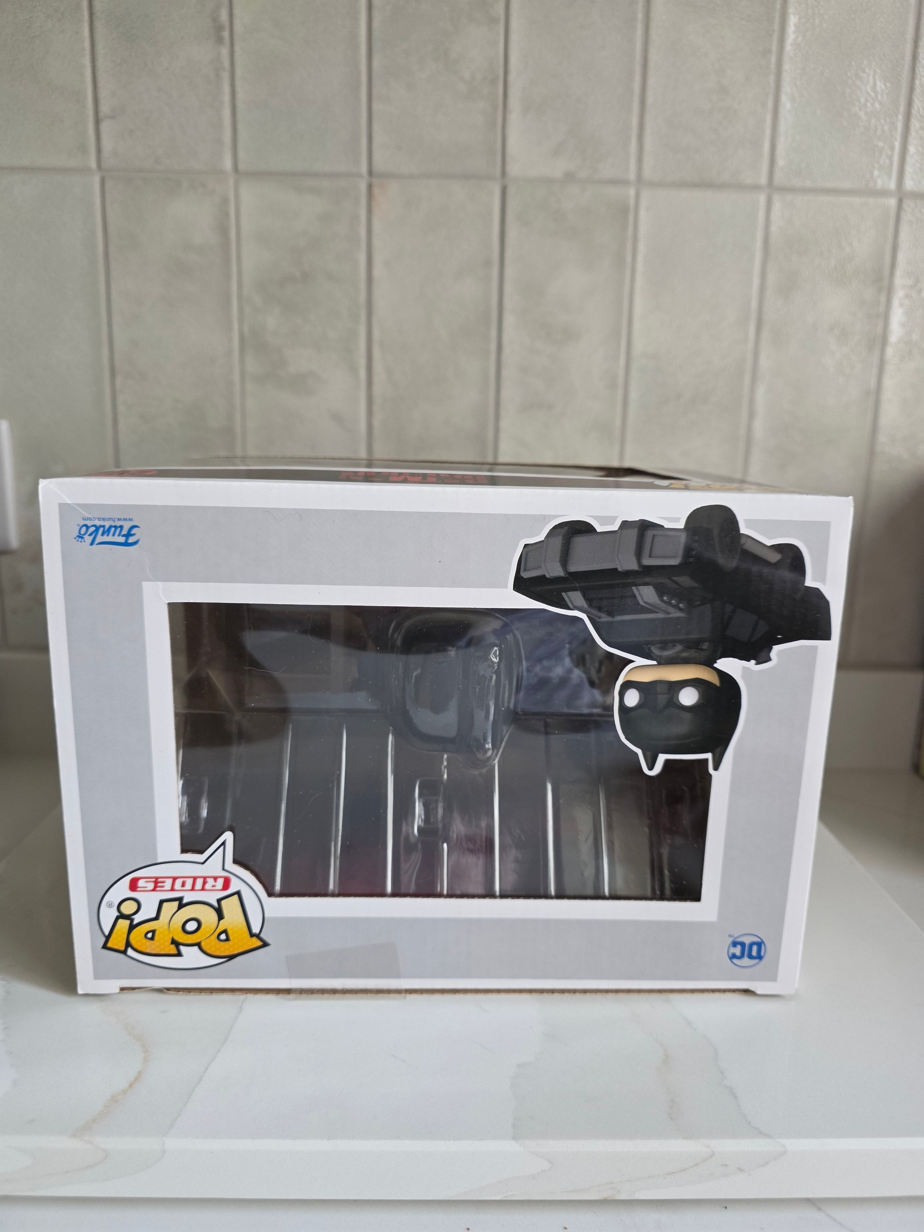 Funko Pop! Rides Batman in Batmobile 282 (pre-owned) - Frog Vault Collectables