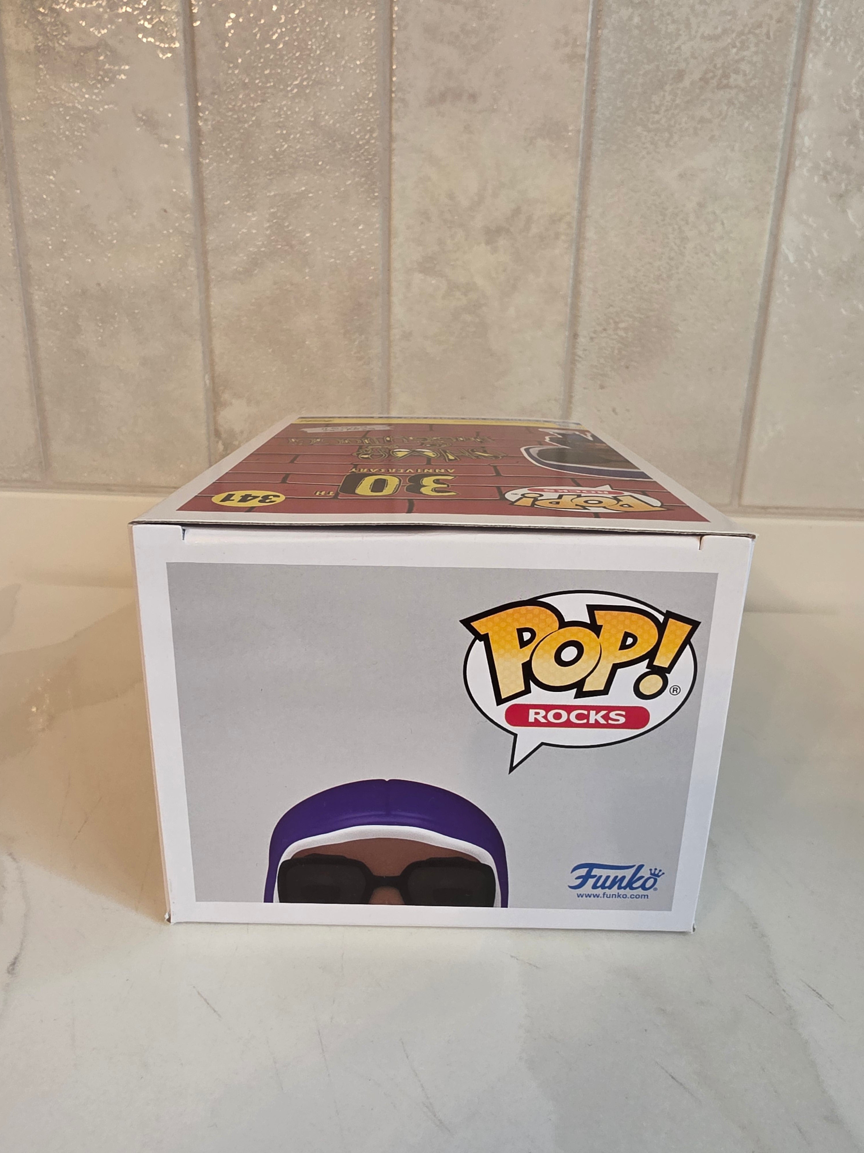 Funko Pop! Snoop Dogg with hoodie 341 (pre-owned) - Frog Vault Collectables