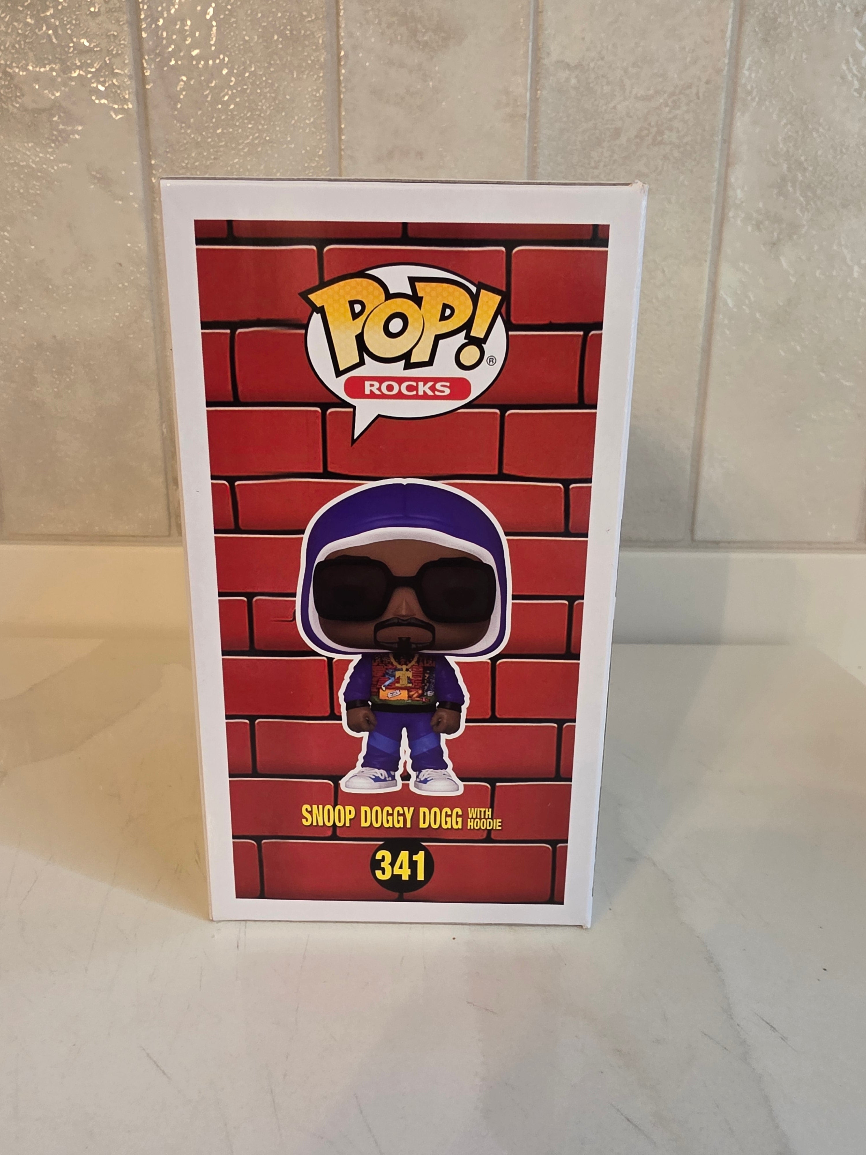 Funko Pop! Snoop Dogg with hoodie 341 (pre-owned) - Frog Vault Collectables