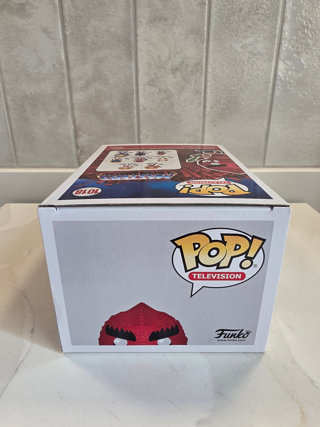 Funko Pop! Television Clawful 1018 (pre-owned) - Frog Vault Collectables