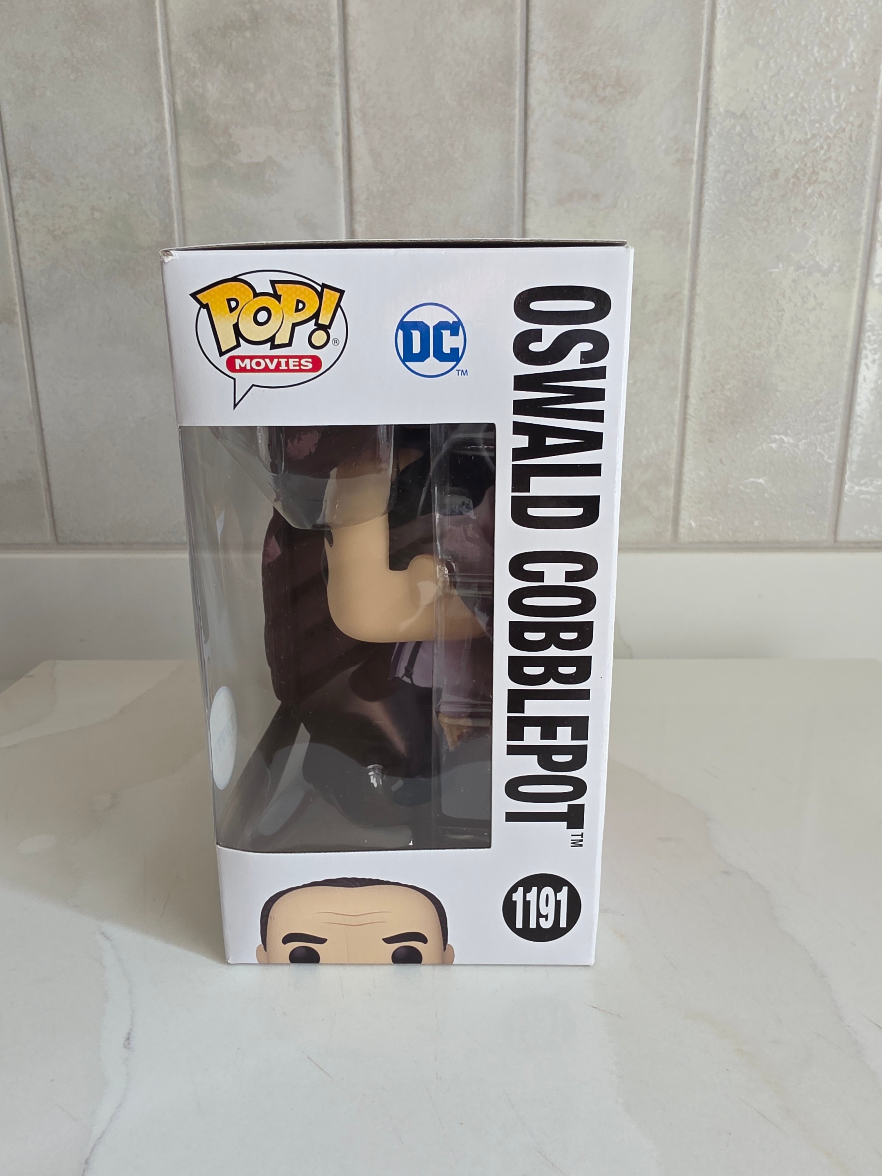 Funko Pop! The Batman Oswald Cobblepot 1191 Chase edition (pre-owned) - Frog Vault Collectables