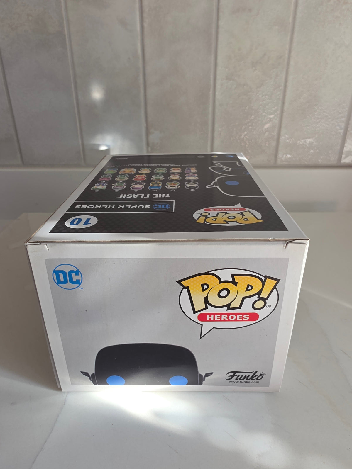 Funko Pop! The Flash 10 (pre-owned) - Frog Vault Collectables