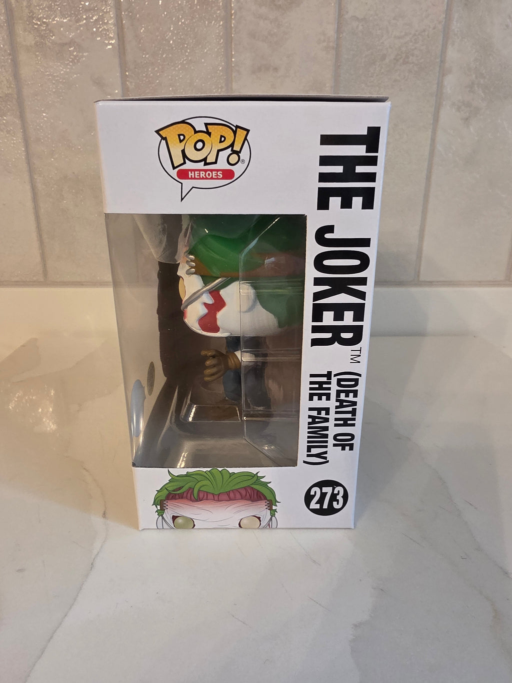 Funko Pop! The Joker (death of the family) 273 (pre-owned) - Frog Vault Collectables