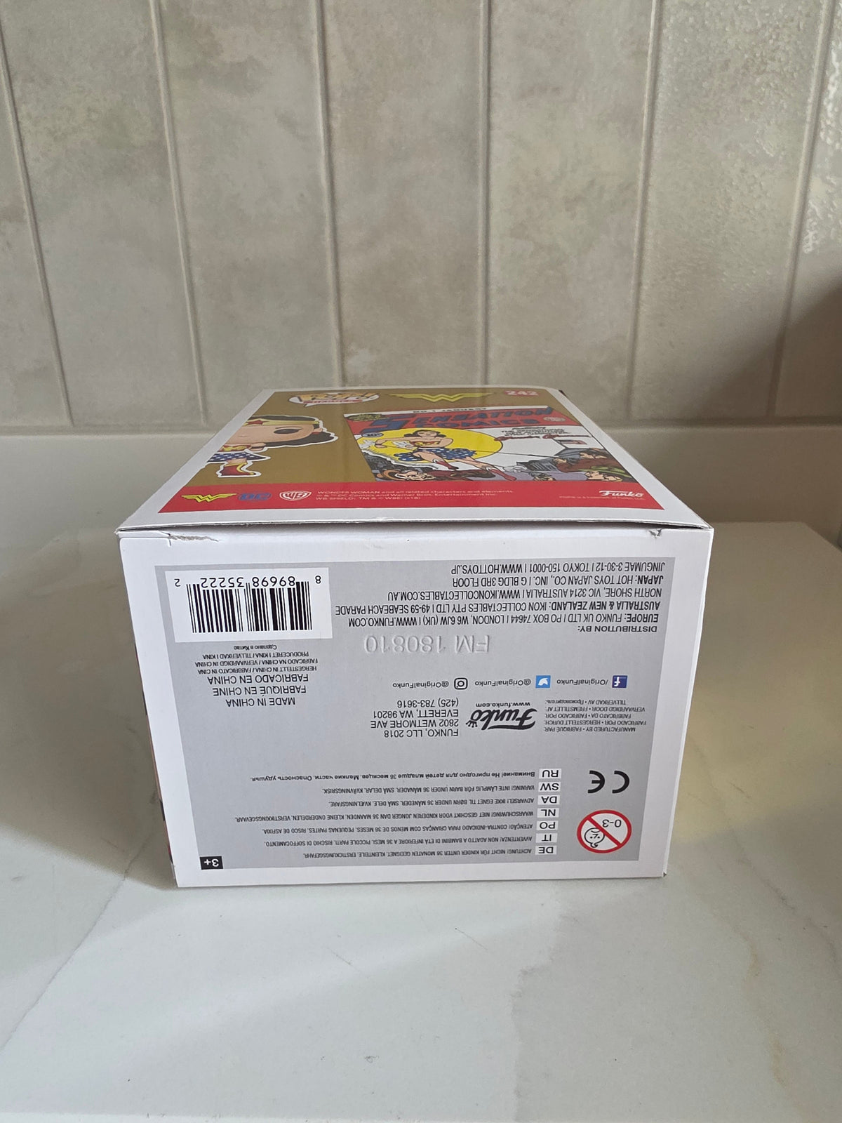 Funko Pop! Wonder Woman 242 (pre-owned) - Frog Vault Collectables