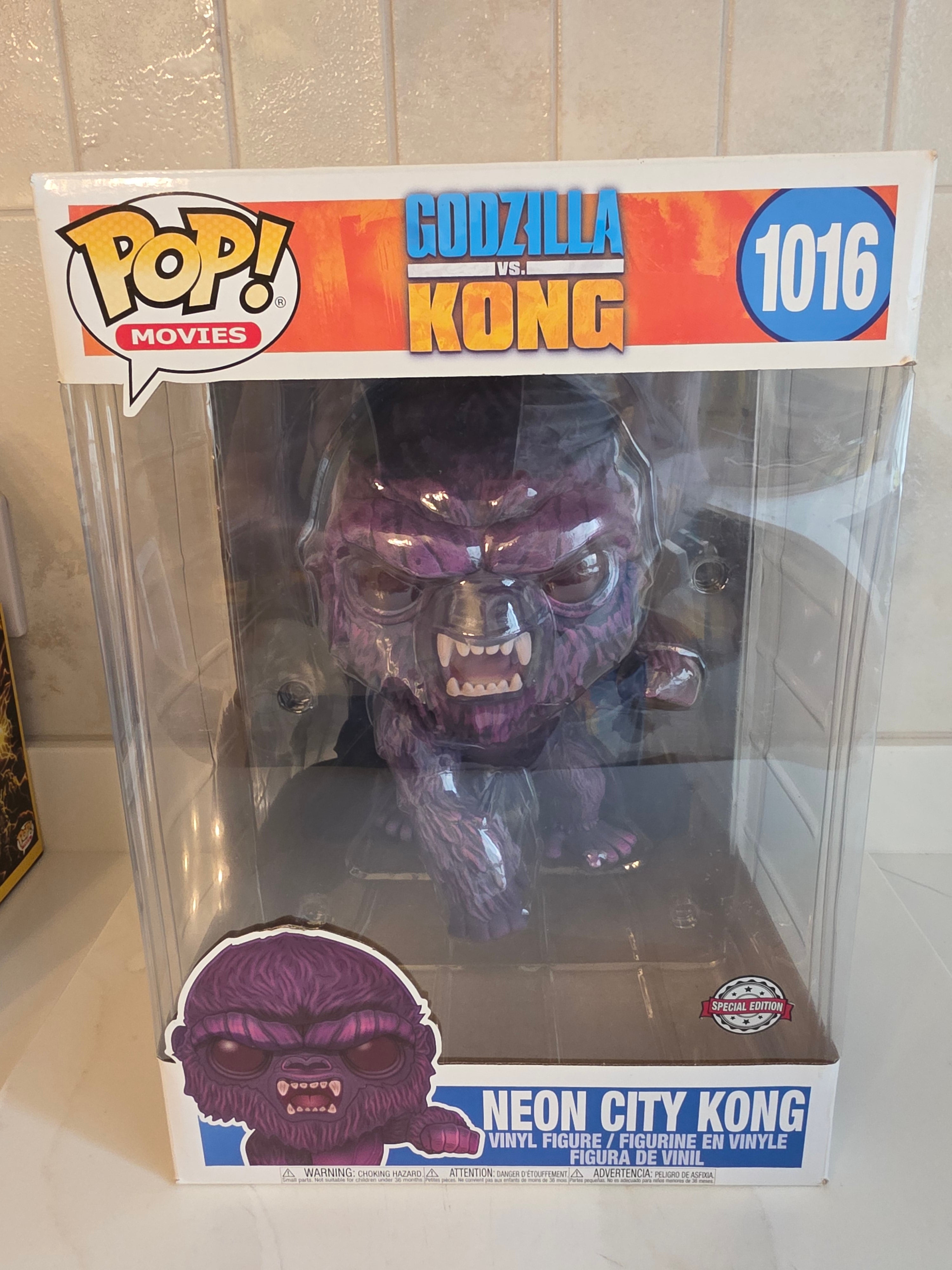 Funko Pop! Jumbo Neon City Kong 1016 (pre-owned)