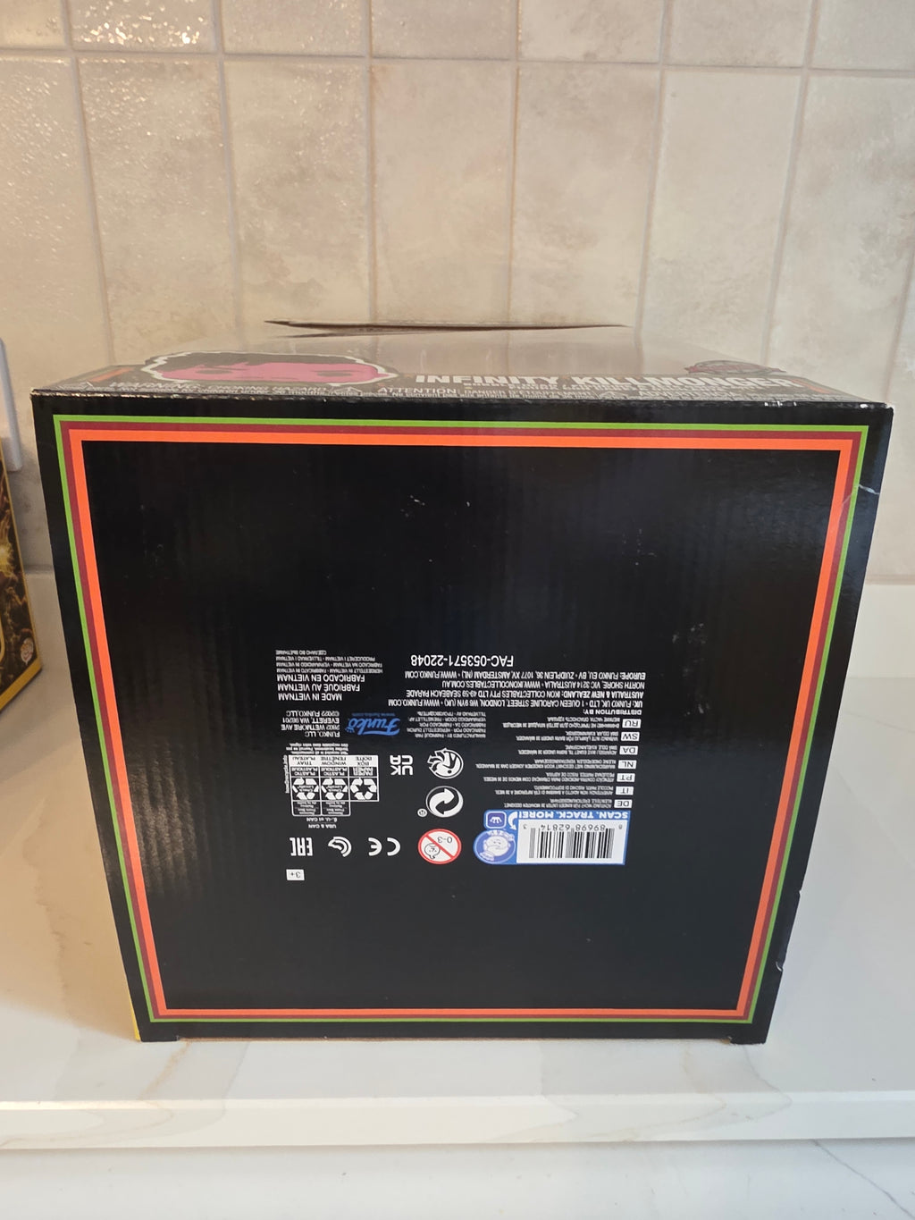 Funko Pop! Jumbo Marvel What If? Infinity Killmonger 1058 Blacklight (pre-owned)