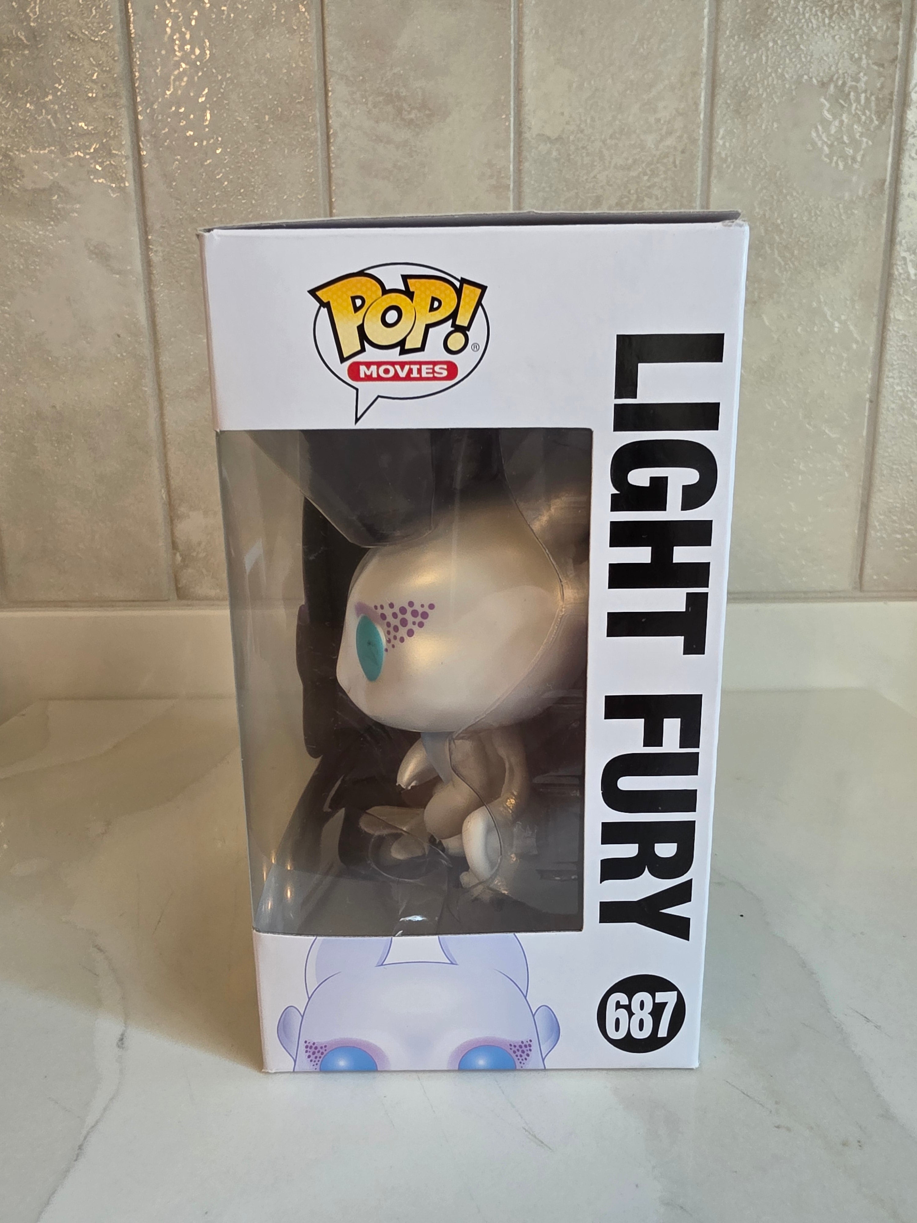 Funko Pop! Light Fury 687 (pre-owned)