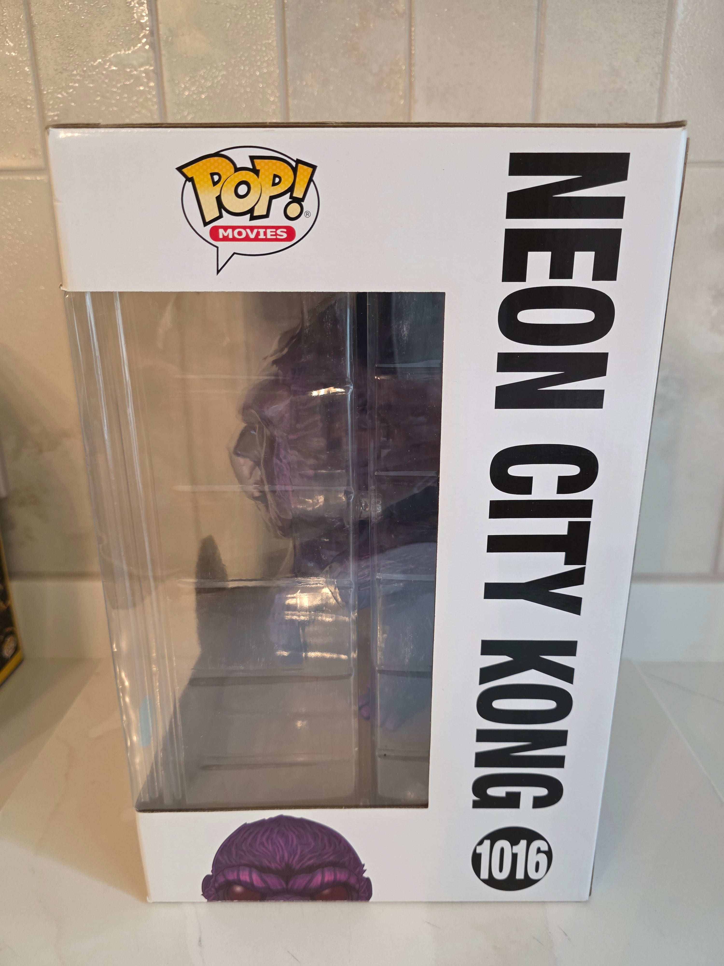 Funko Pop! Jumbo Neon City Kong 1016 (pre-owned)