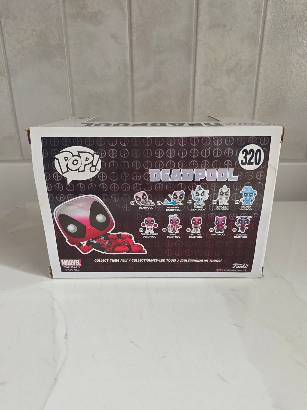 Funko Pop! Deadpool 320 (damaged box) (pre-owned)