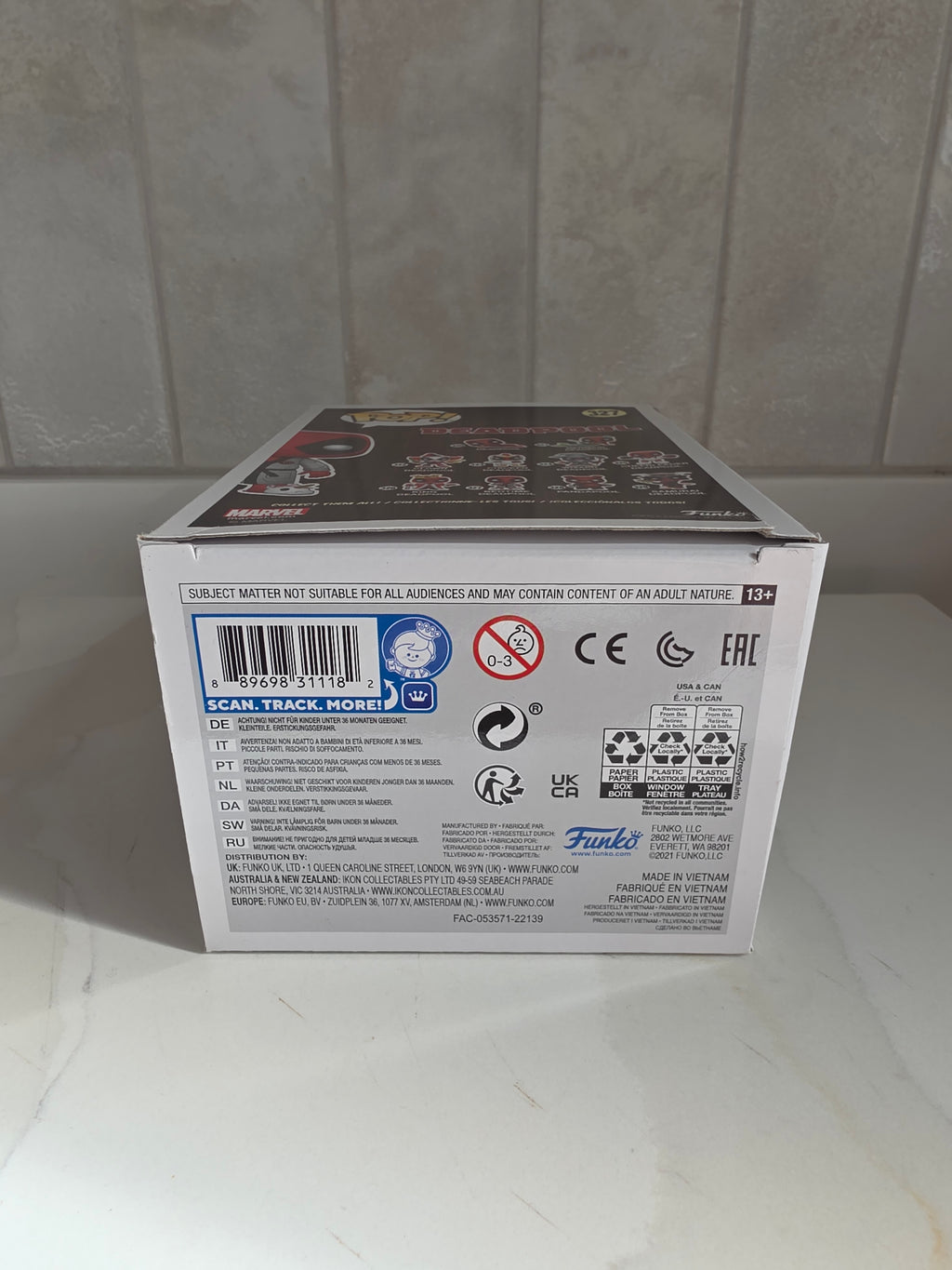 Funko Pop! Bedtime Deadpool 327 (pre-owned)