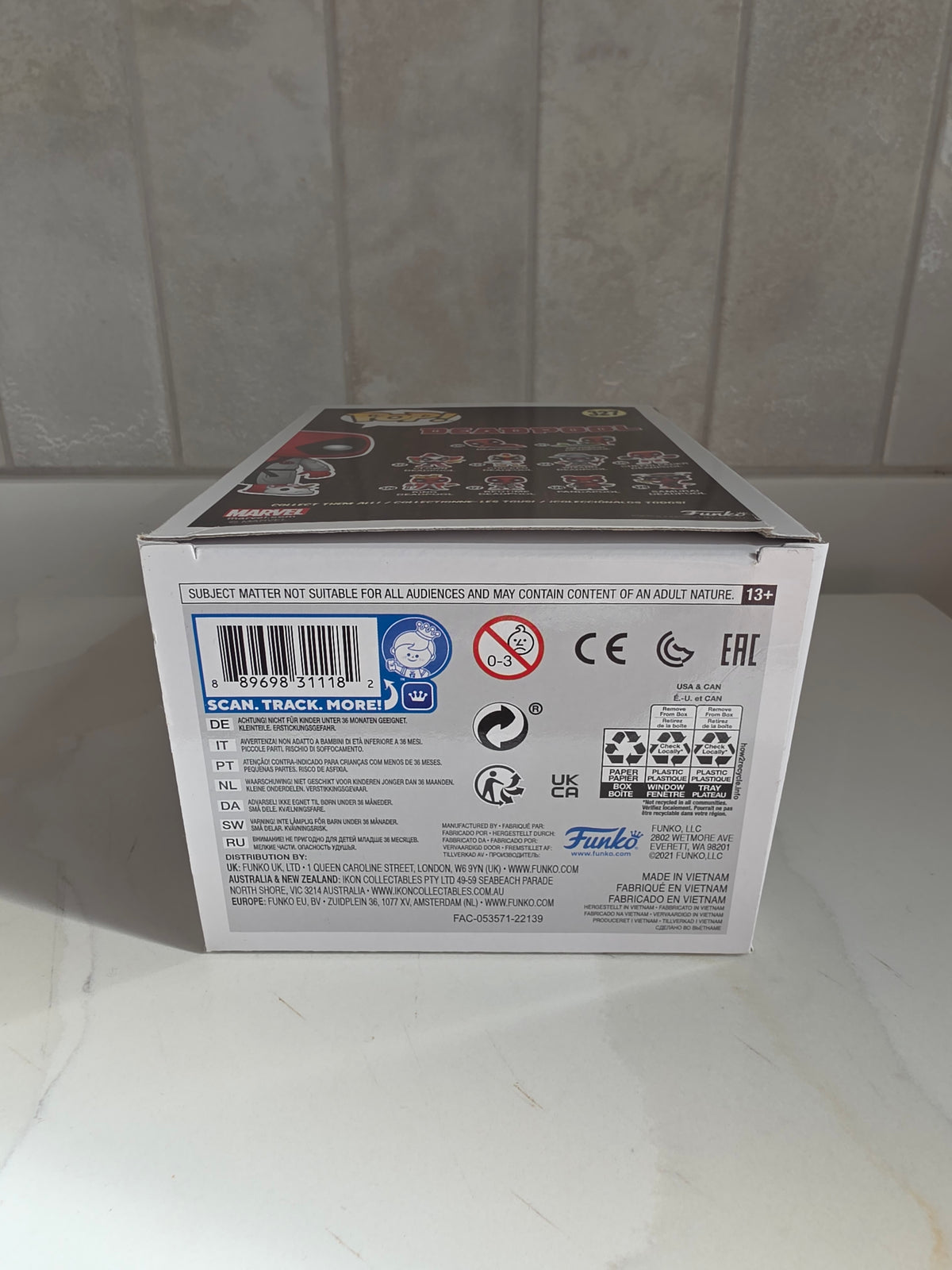 Funko Pop! Bedtime Deadpool 327 (pre-owned)