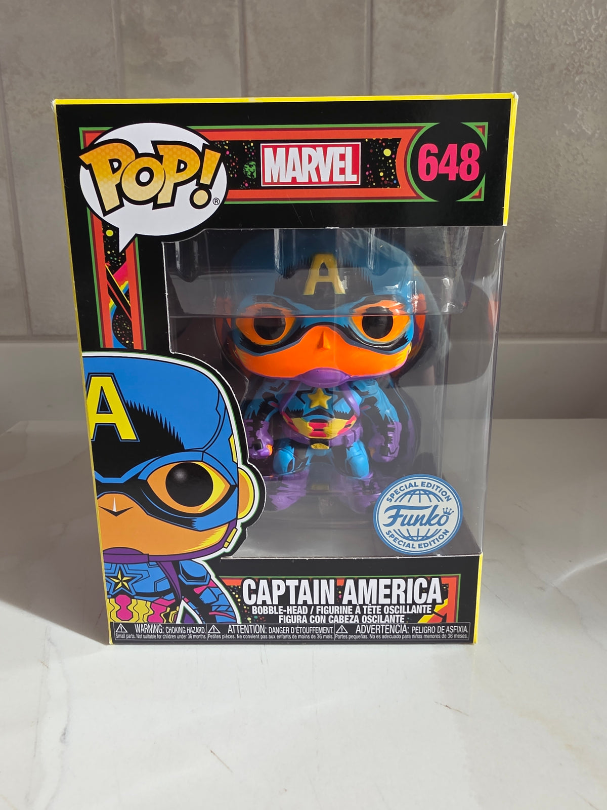 Funko Pop! Marvel Captain America 648 blacklight (pre-owned)
